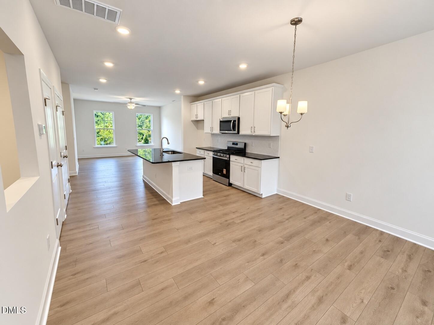 512 Traditions Grande Boulevard Property Photo 17