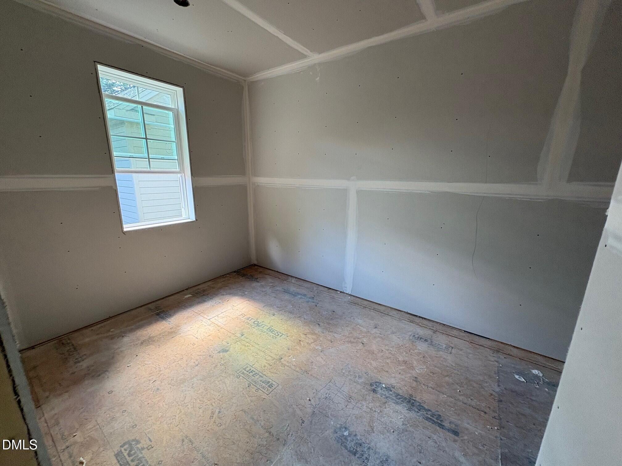 916 Marilyn Drive Property Photo 14