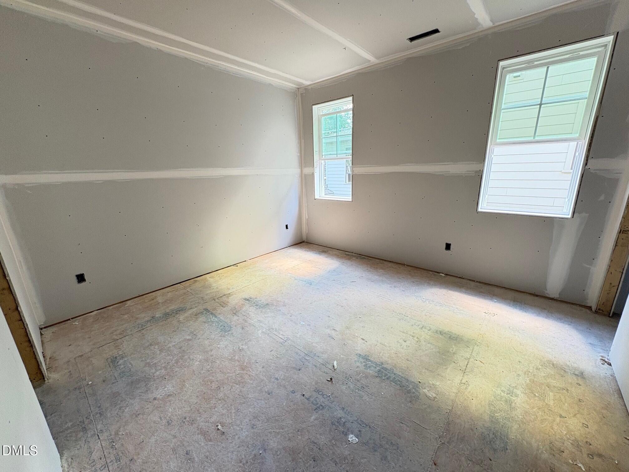 916 Marilyn Drive Property Photo 15