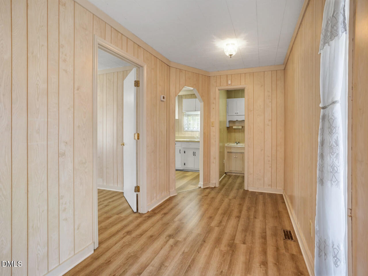207 Price Street Property Photo 16