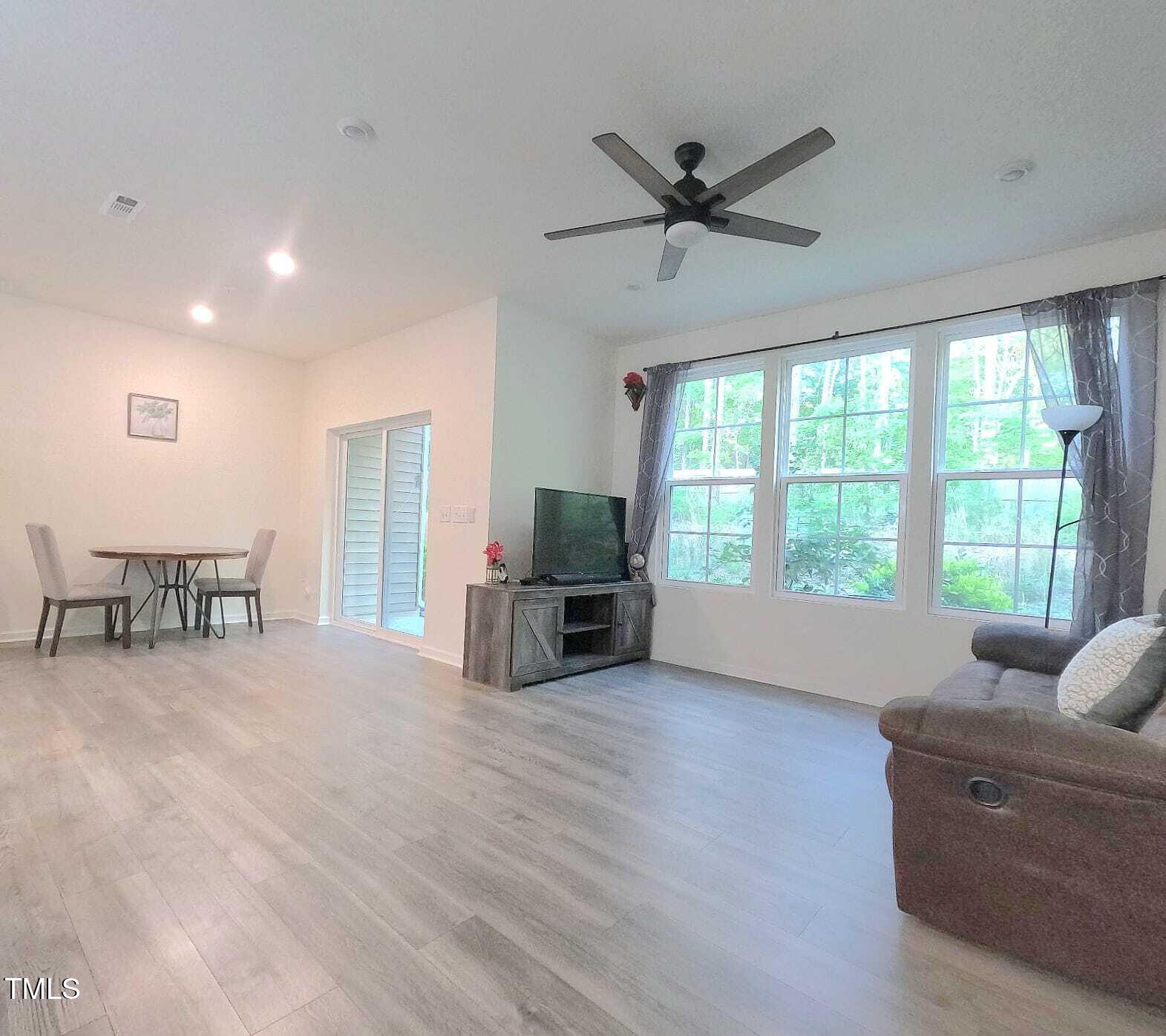 1240 Grenshaw Drive Property Photo 13