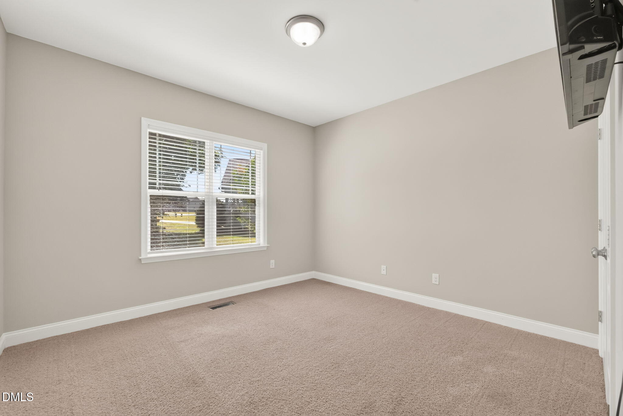 107 Smithsanders Court Property Photo 30