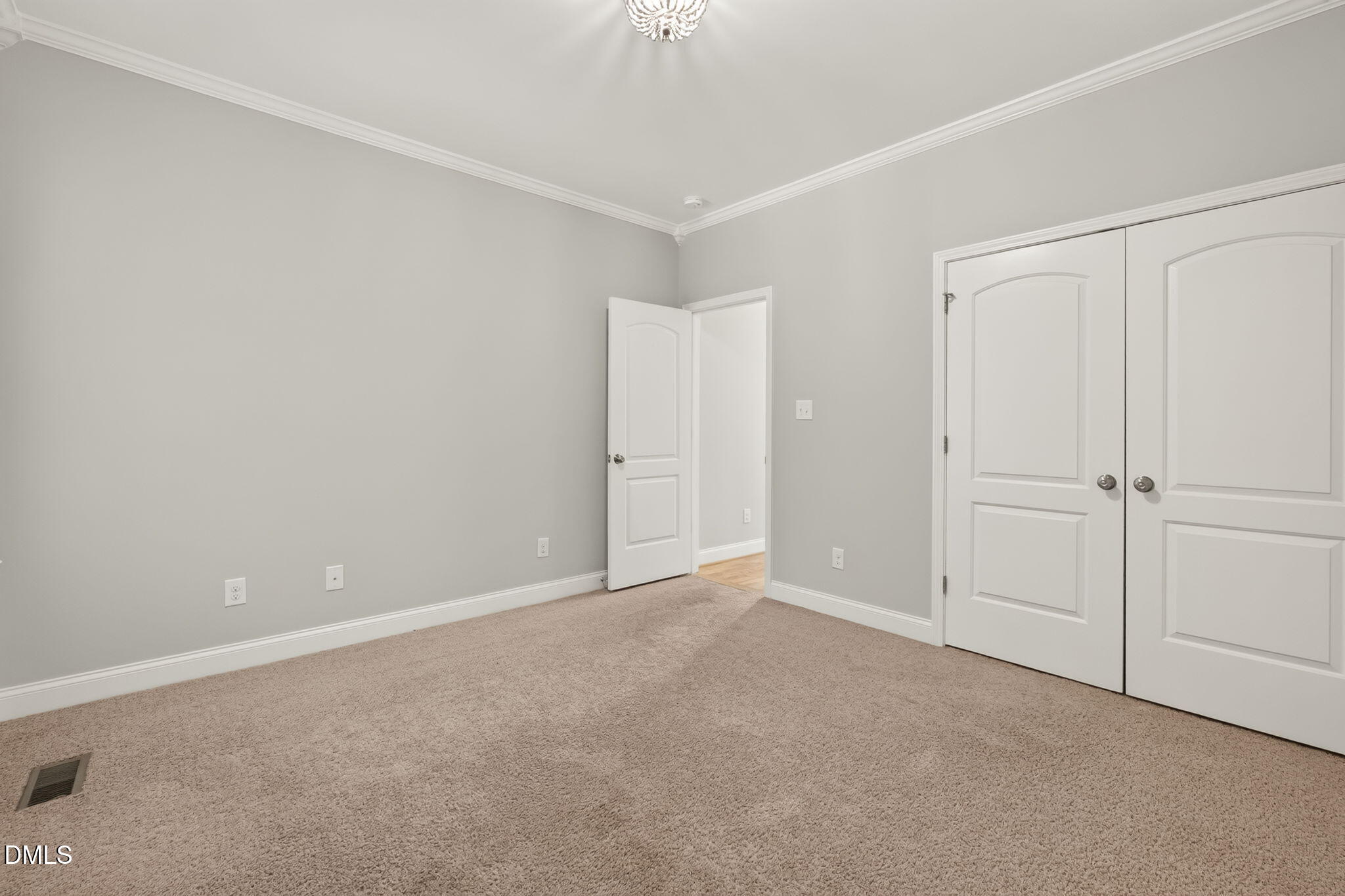 107 Smithsanders Court Property Photo 34