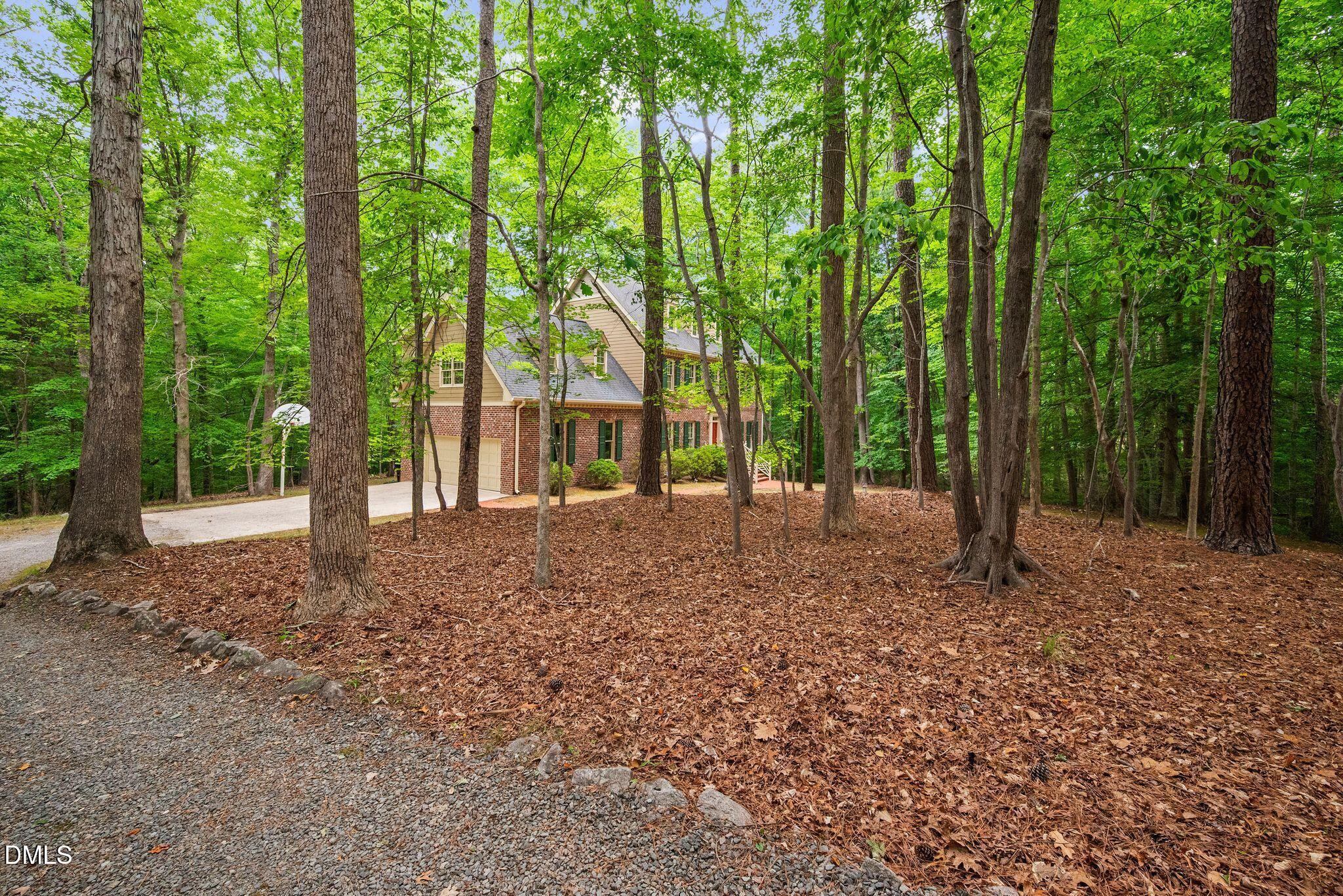 9913 Longford Drive Property Photo 6