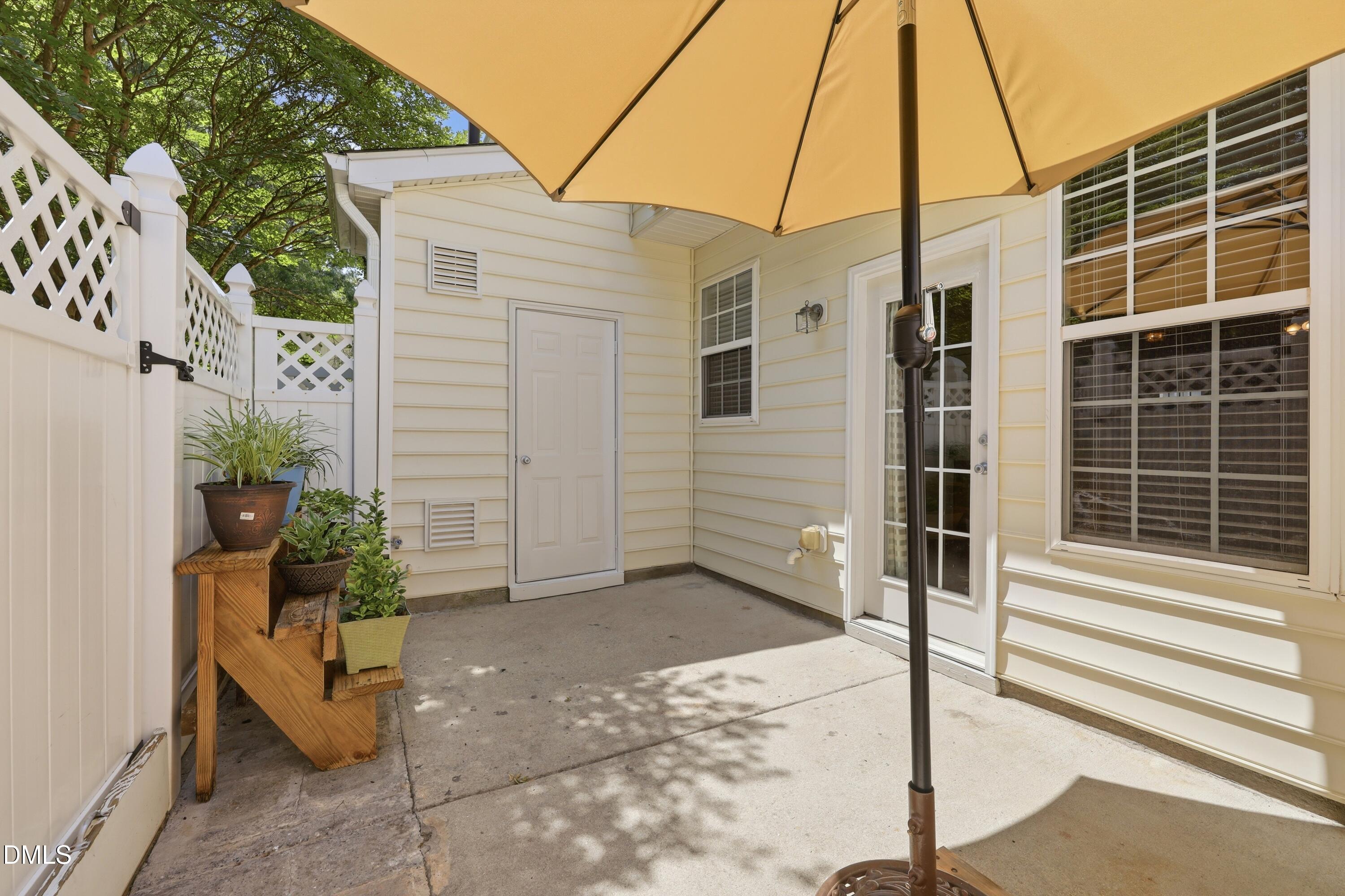 1109 Hamlet Park Drive Property Photo 34