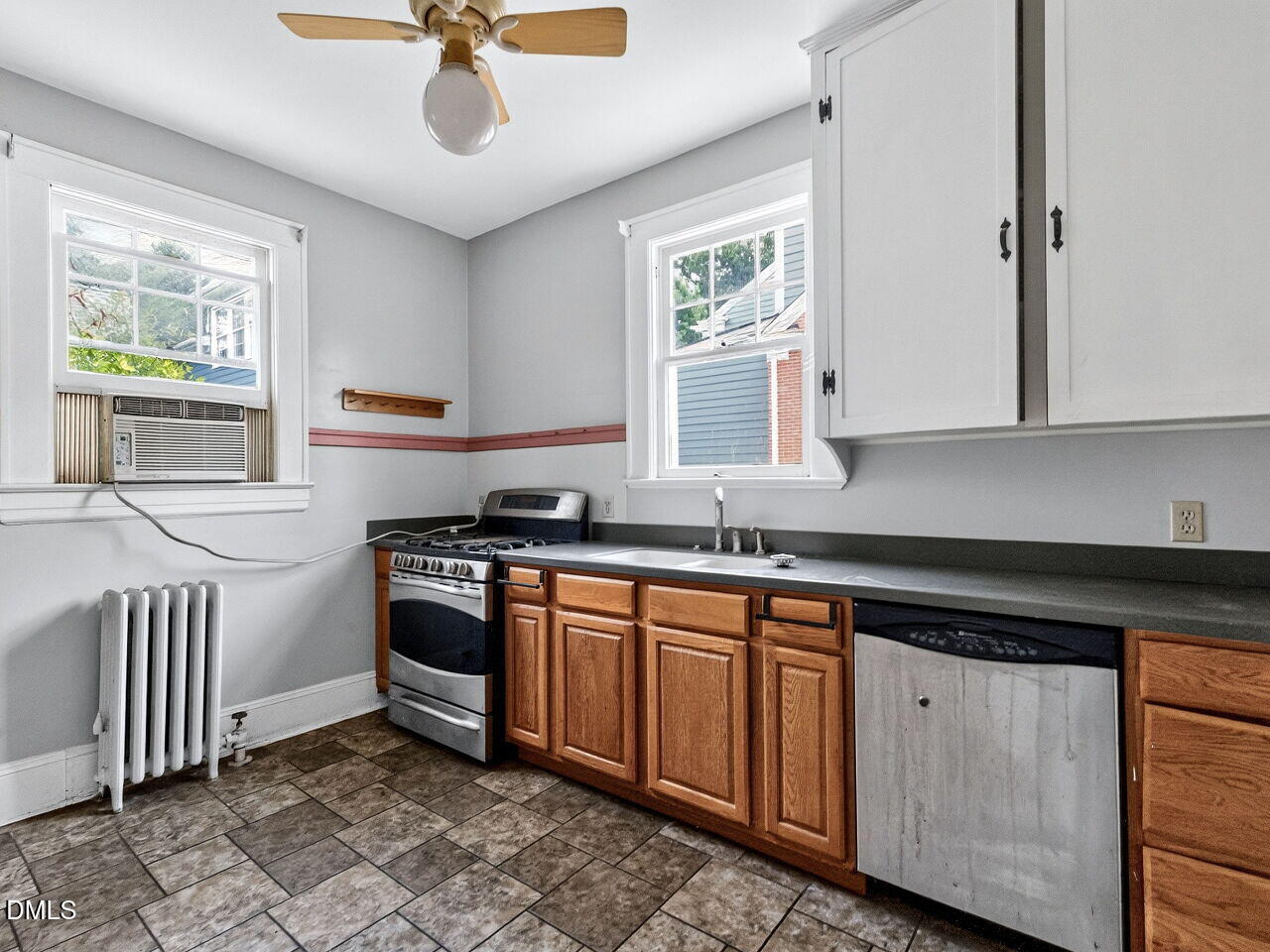 1509 Caswell Street Property Photo 12