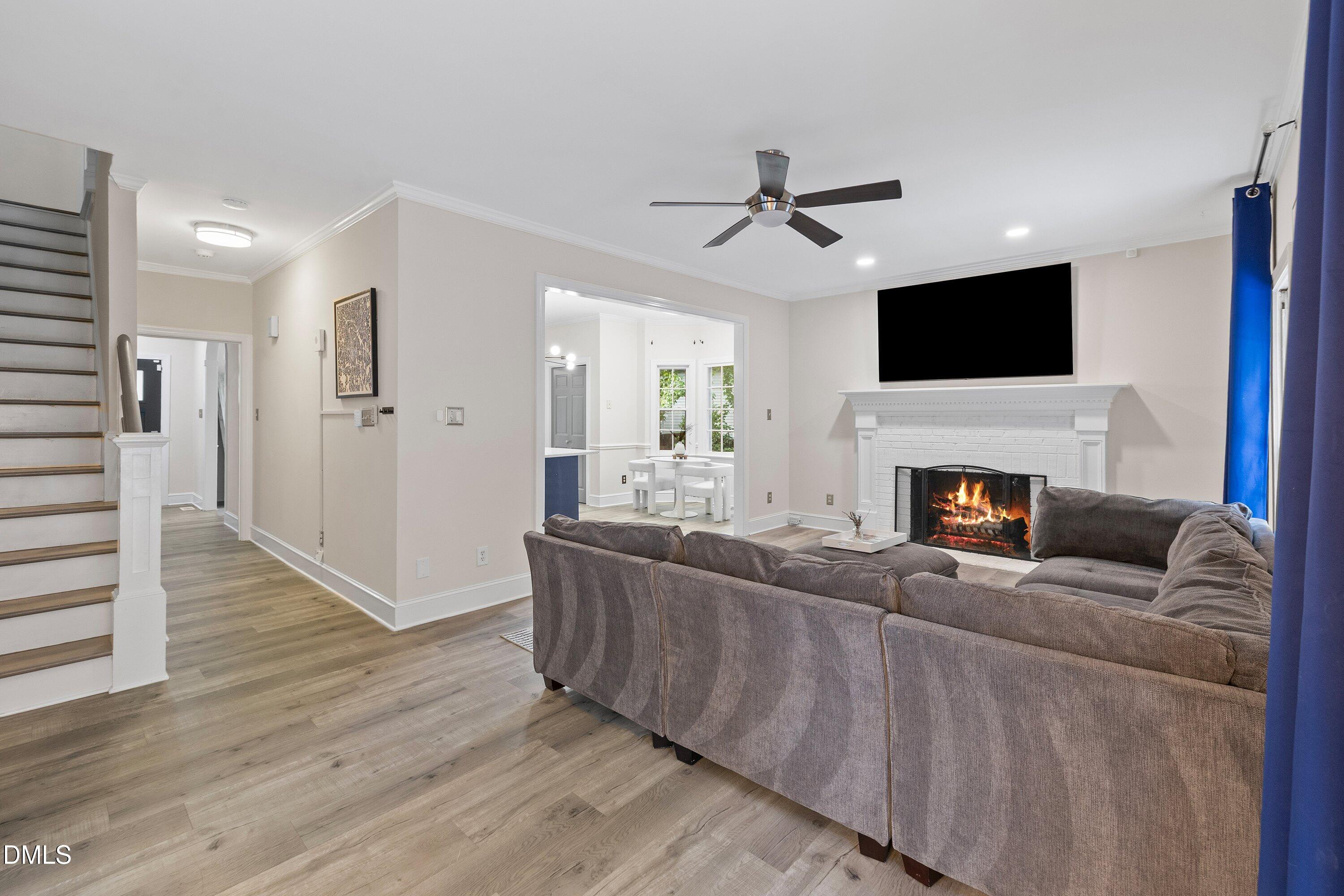 7504 Waverly Place Property Photo 12
