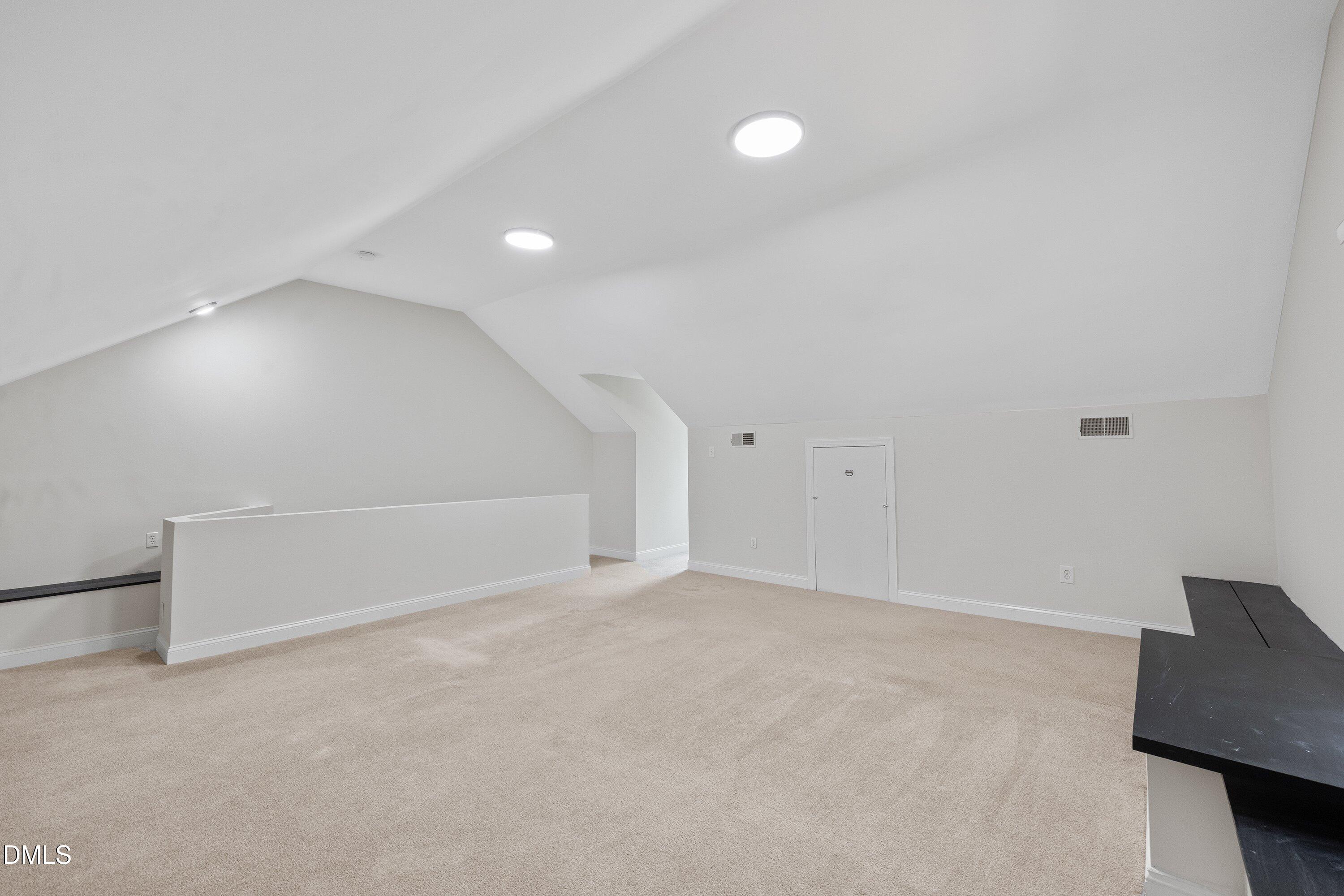 7504 Waverly Place Property Photo 48