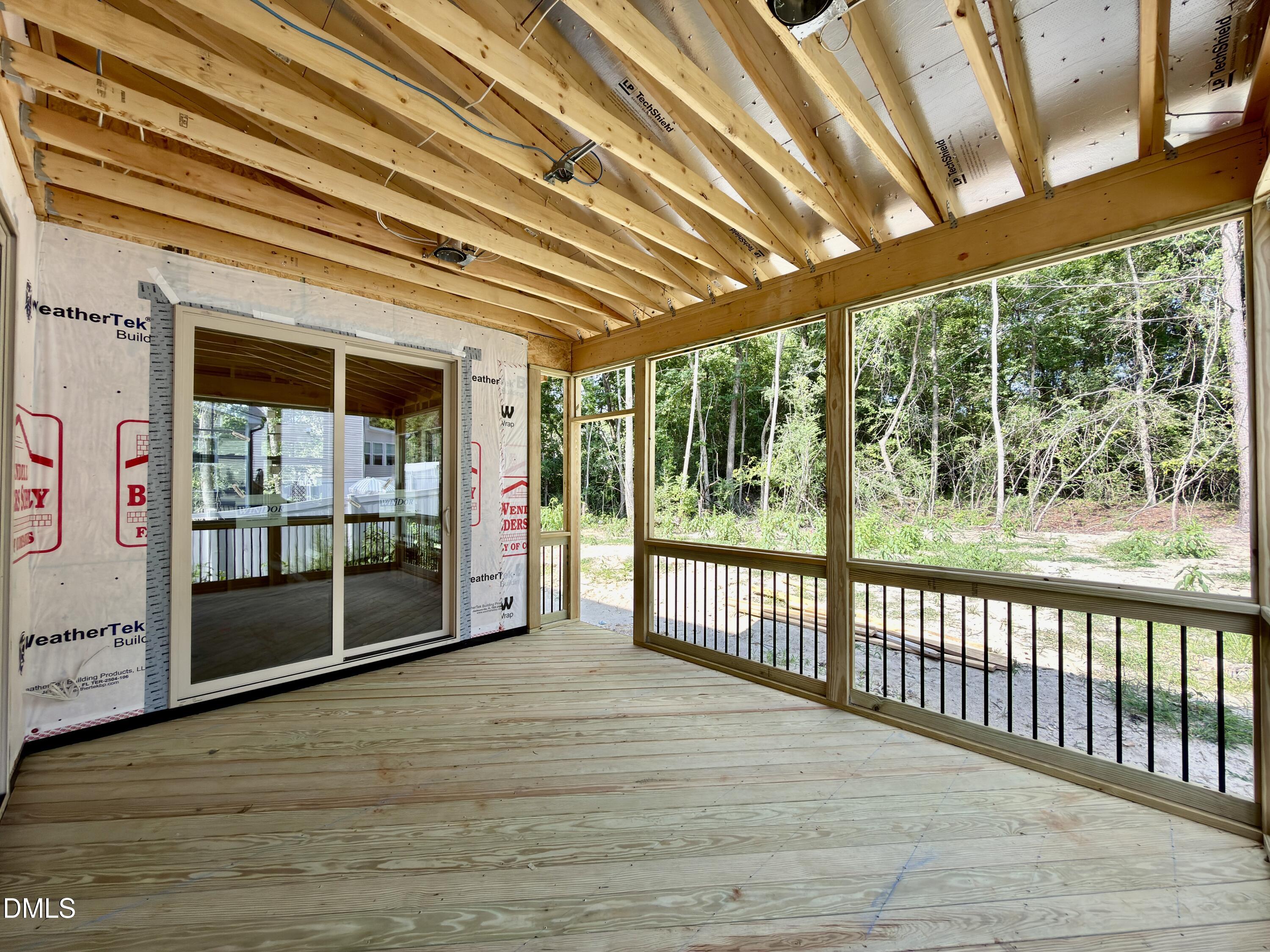 2609 Silver Gate Court Property Photo 11