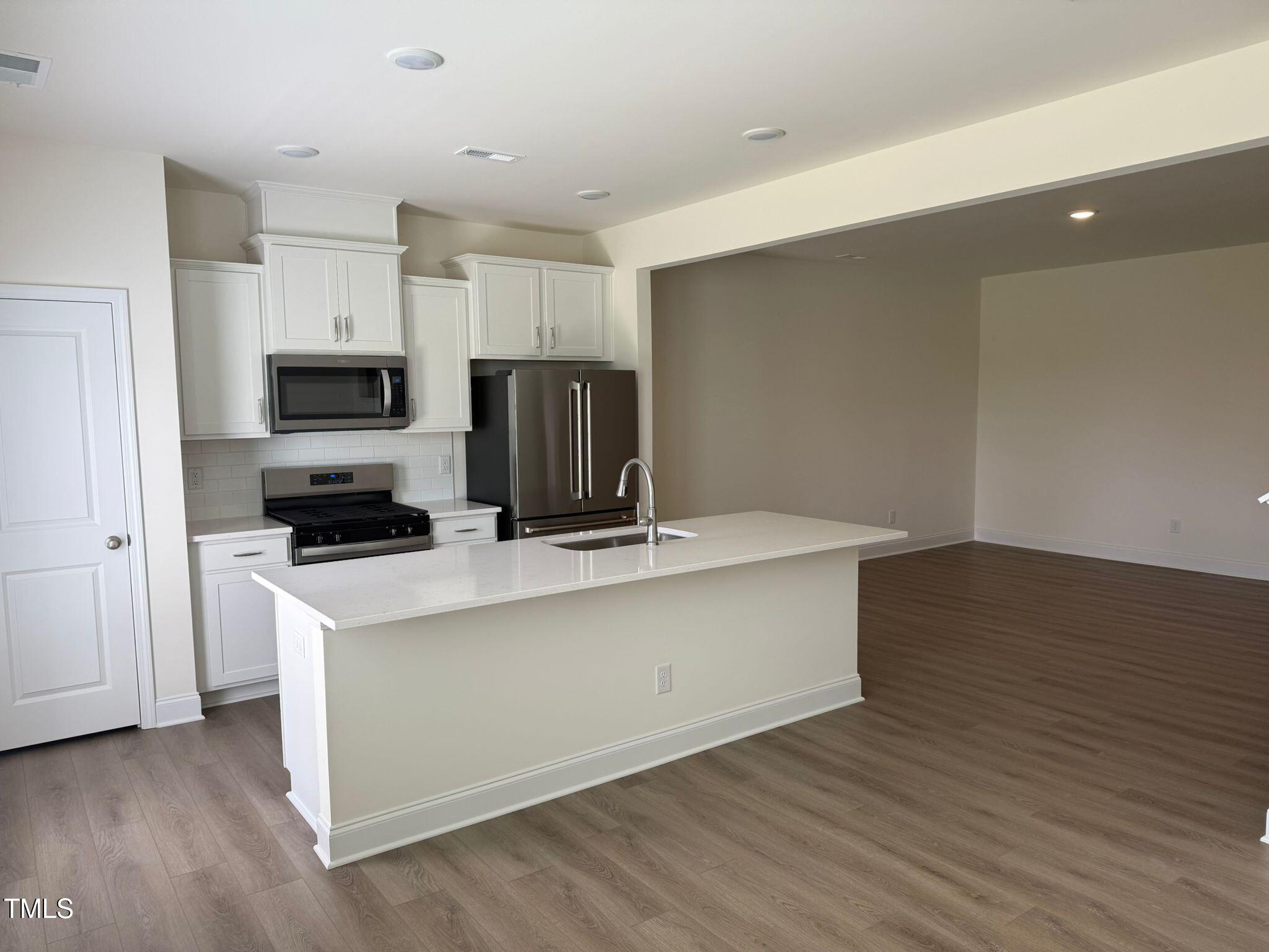 48 Hyacinth Lane Property Photo 5