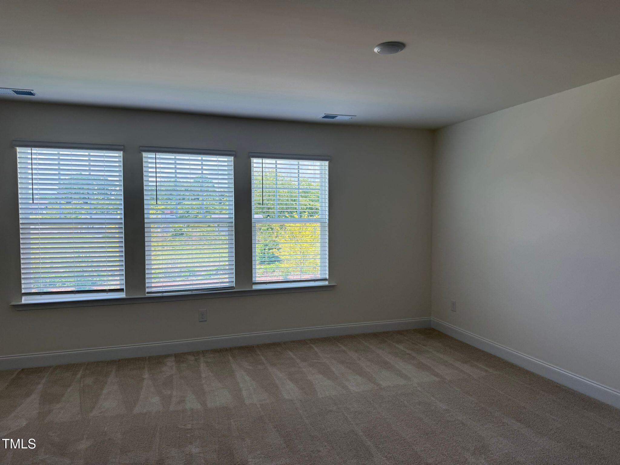 48 Hyacinth Lane Property Photo 10