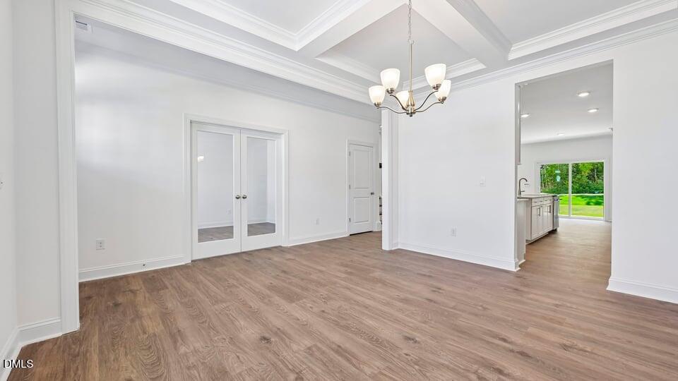 390 Delmoor Drive Property Photo 4