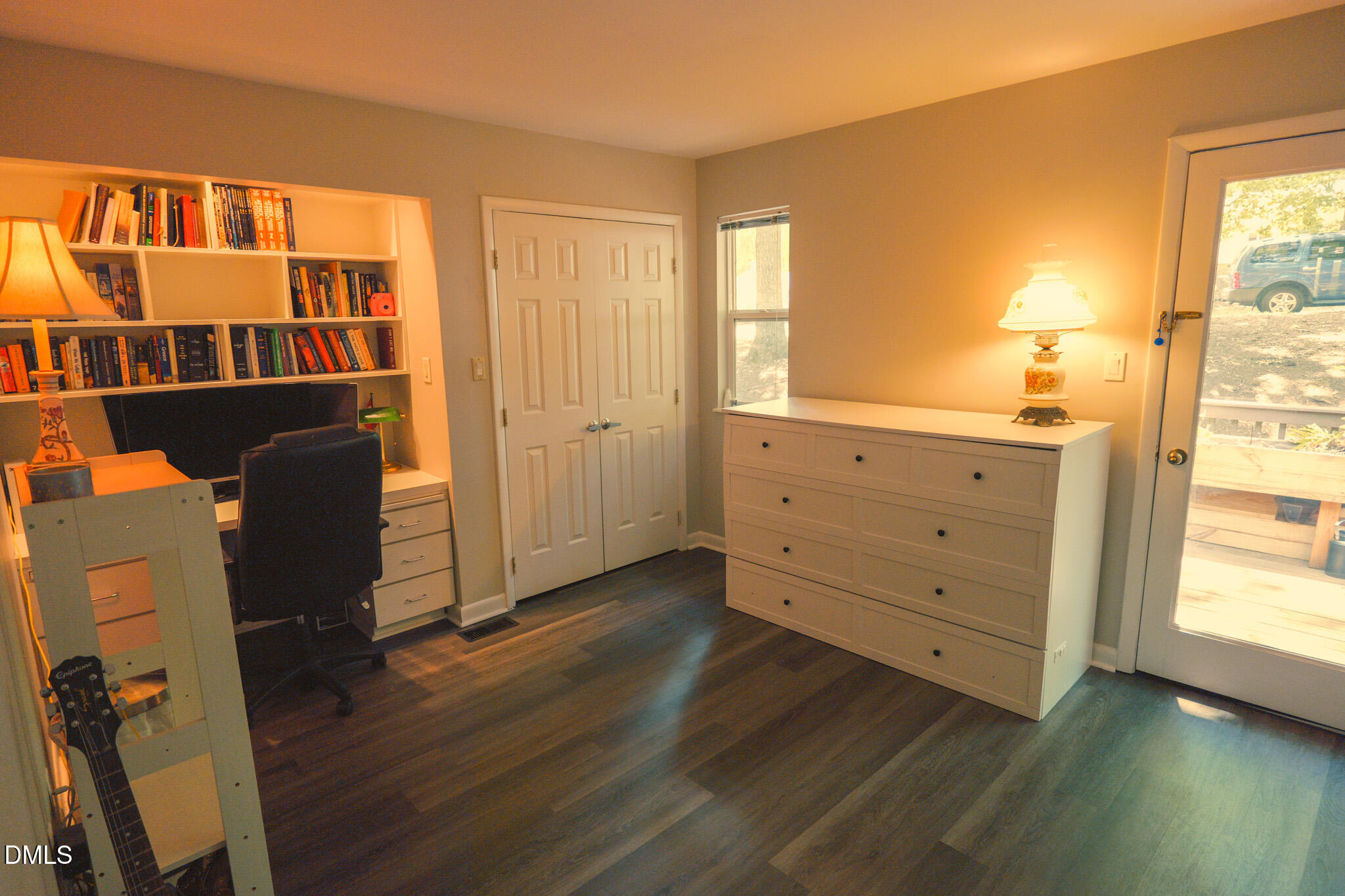 5926 Suncreek Court Property Photo 11