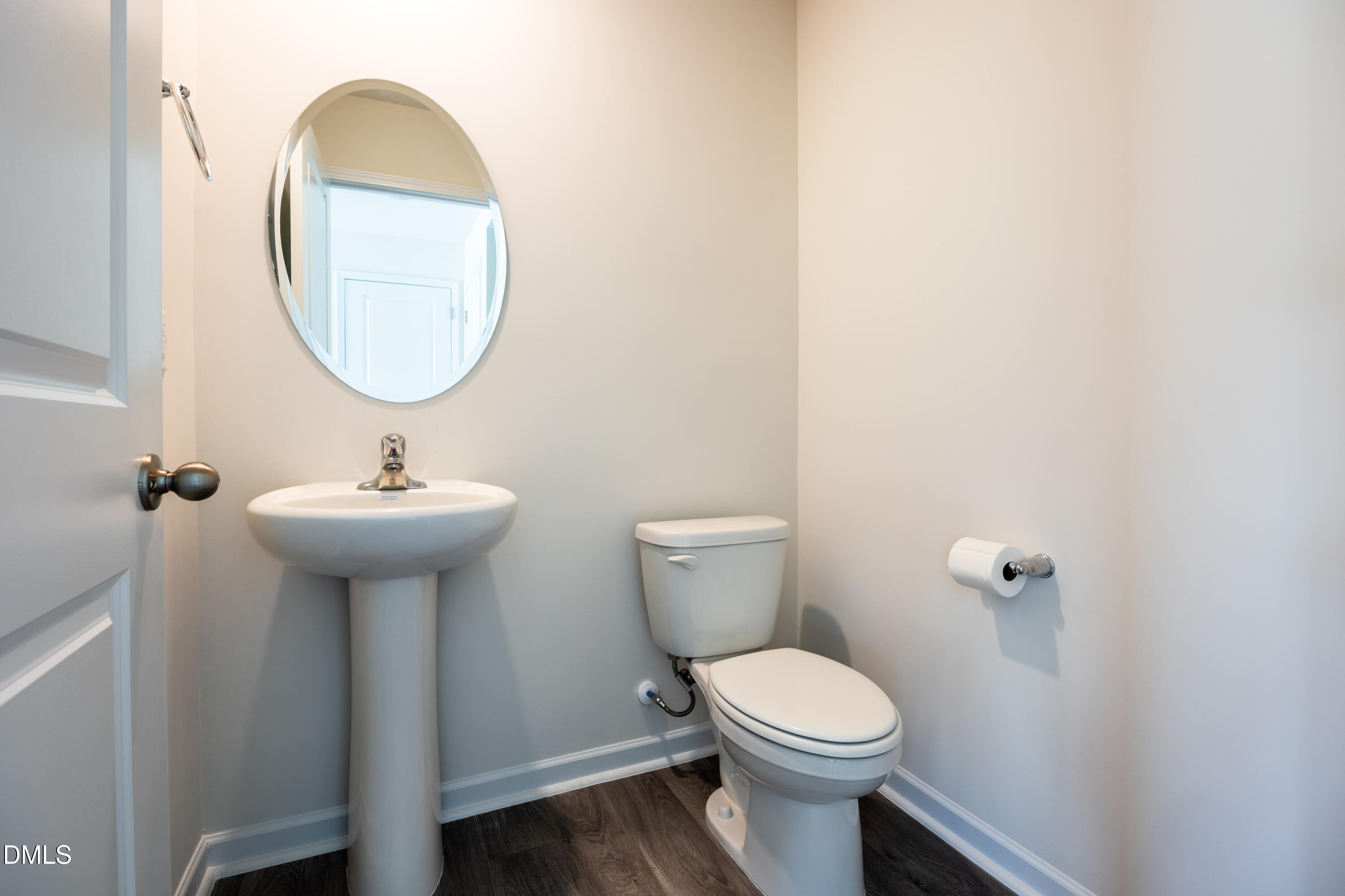 5656 Wellons Court Property Photo 7