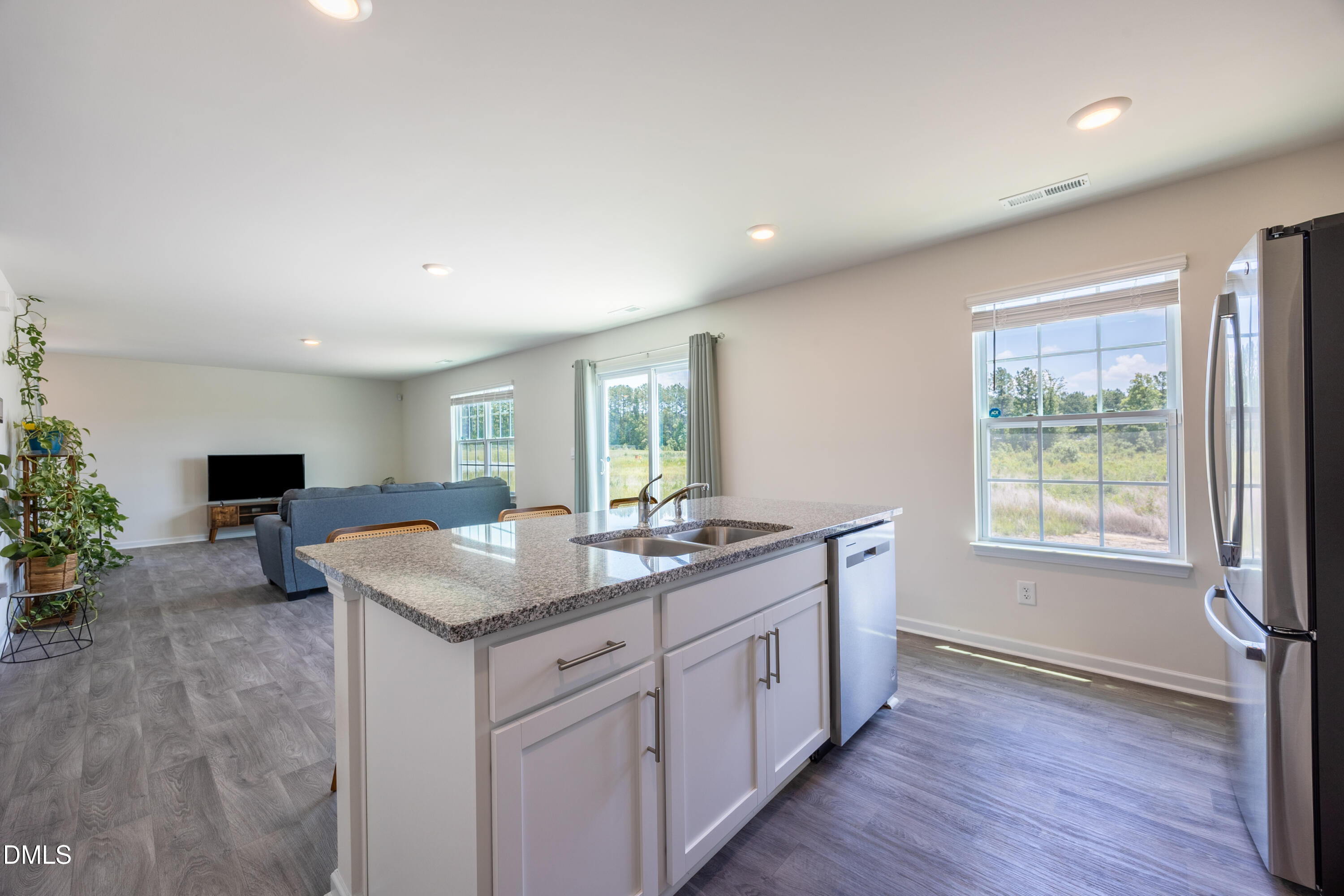 5656 Wellons Court Property Photo 12