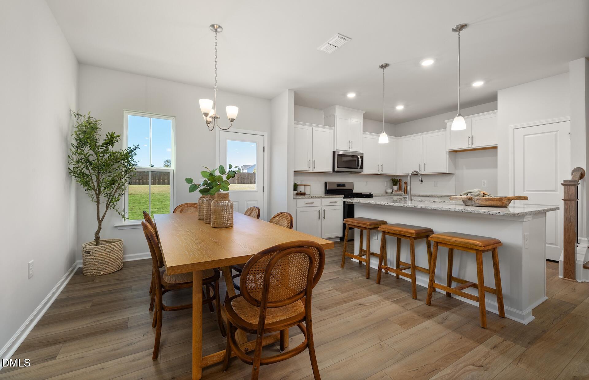2808 Rodeo Court Property Photo 6