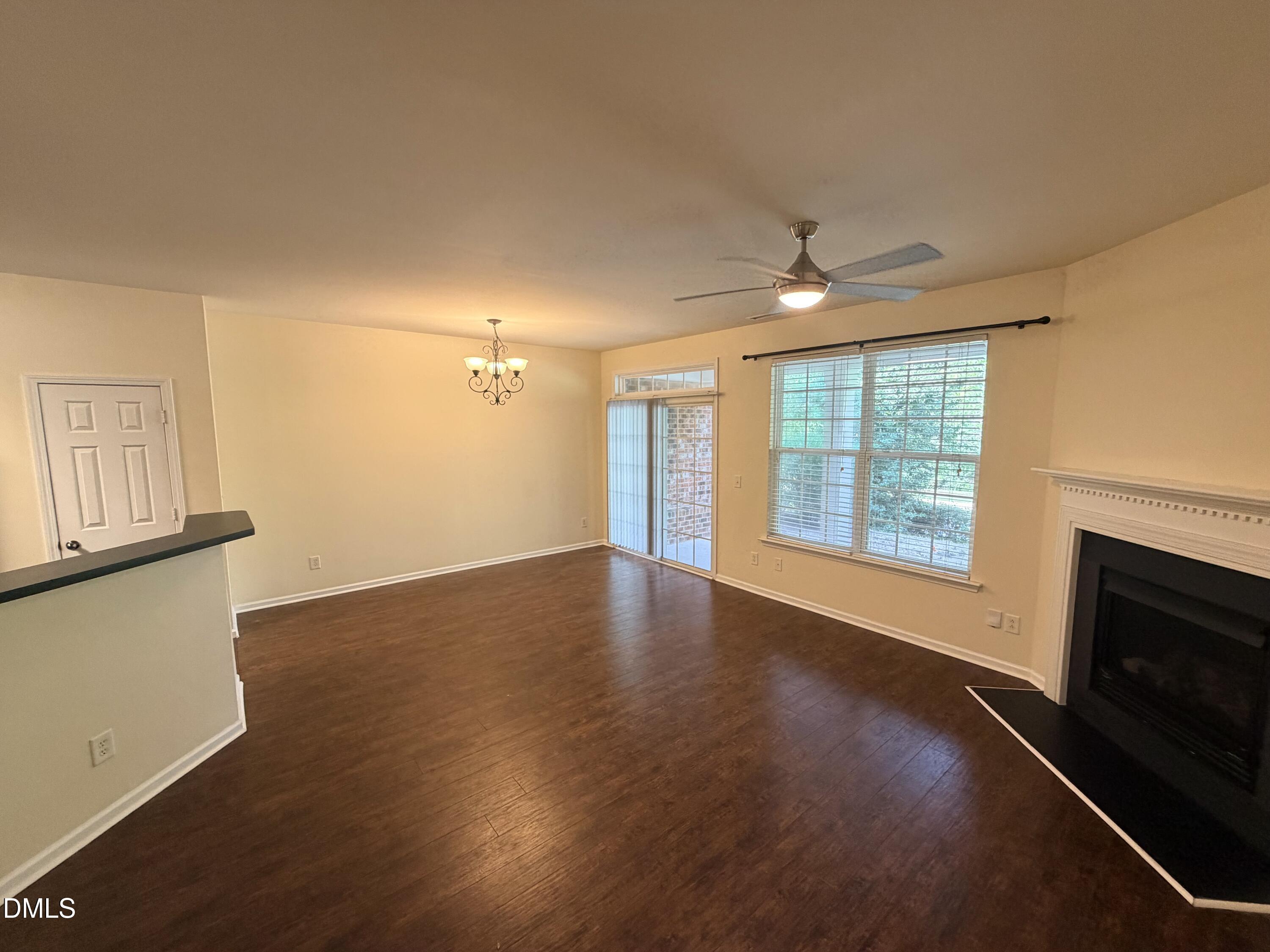 124 Longchamp Lane Property Photo 3
