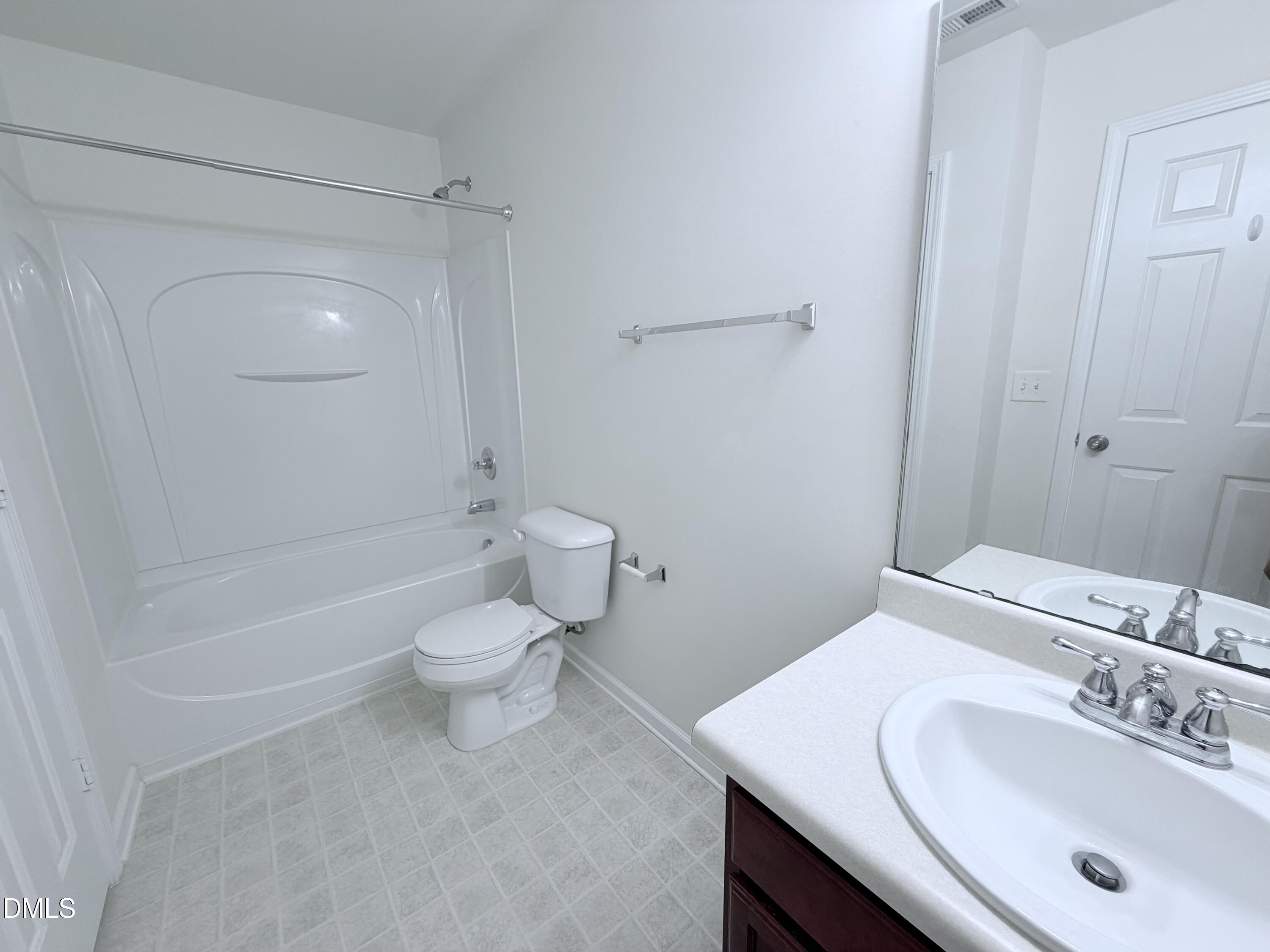 124 Longchamp Lane Property Photo 12