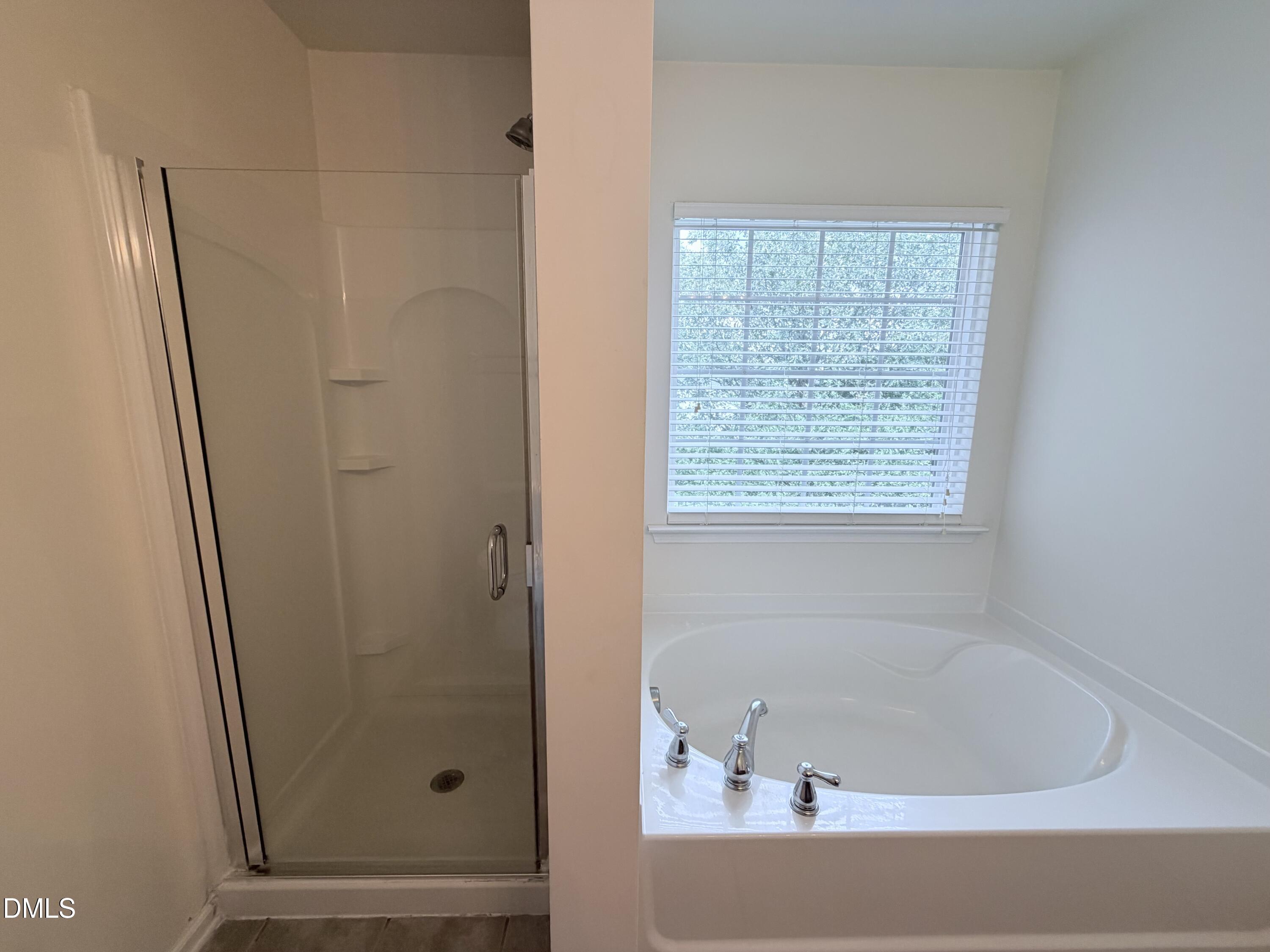 124 Longchamp Lane Property Photo 16