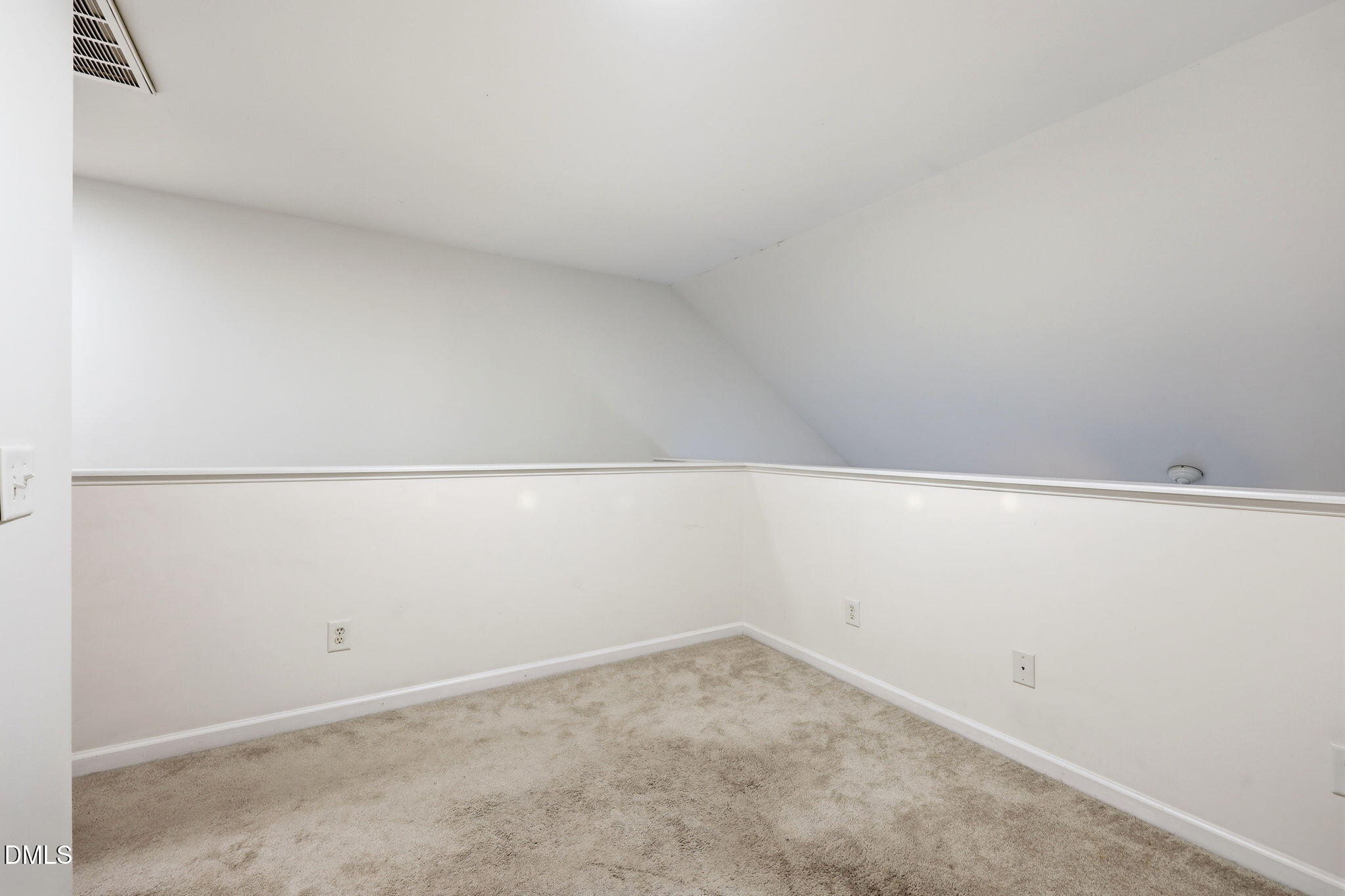 11 Signet Drive Property Photo 22