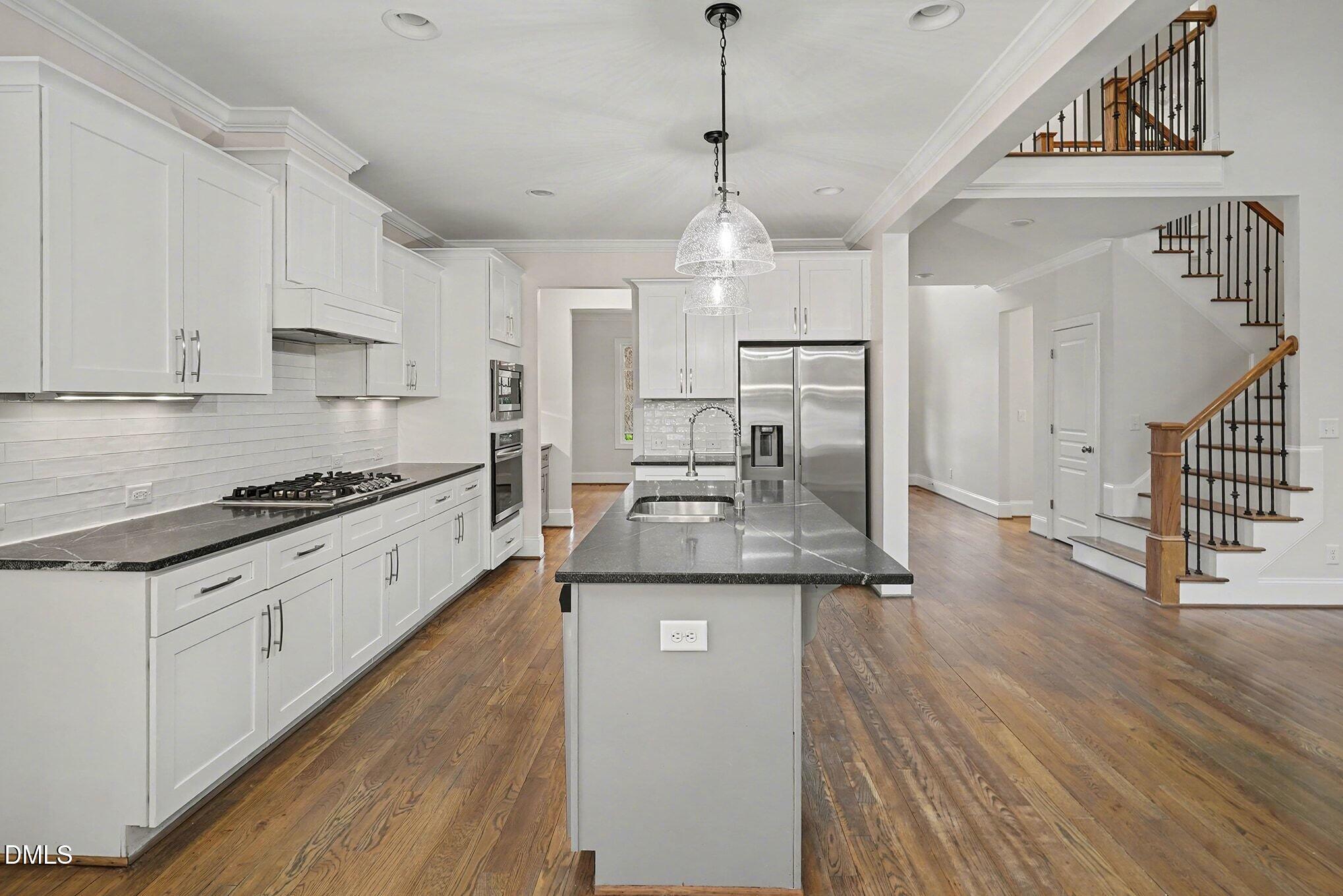 9701 San Remo Place Property Photo 16
