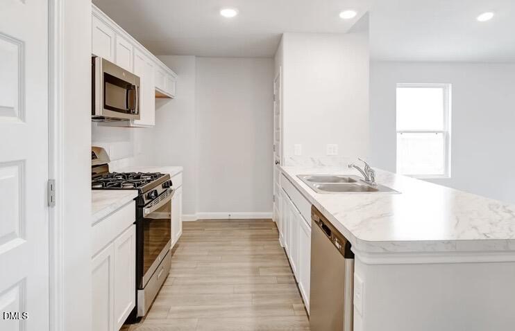 183 Stellars Sea Court Property Photo 3