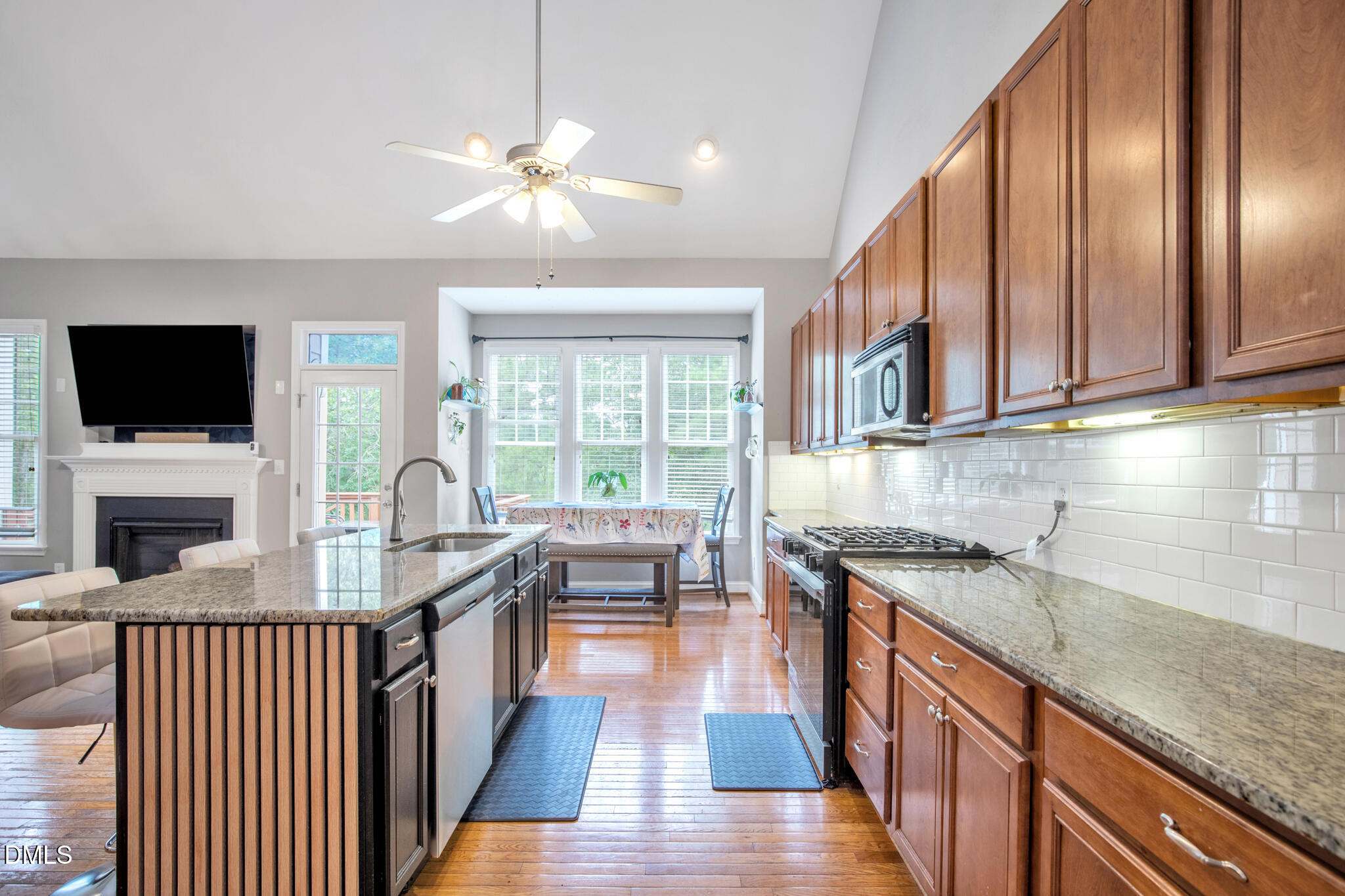 148 Lamplighter Way Property Photo 12