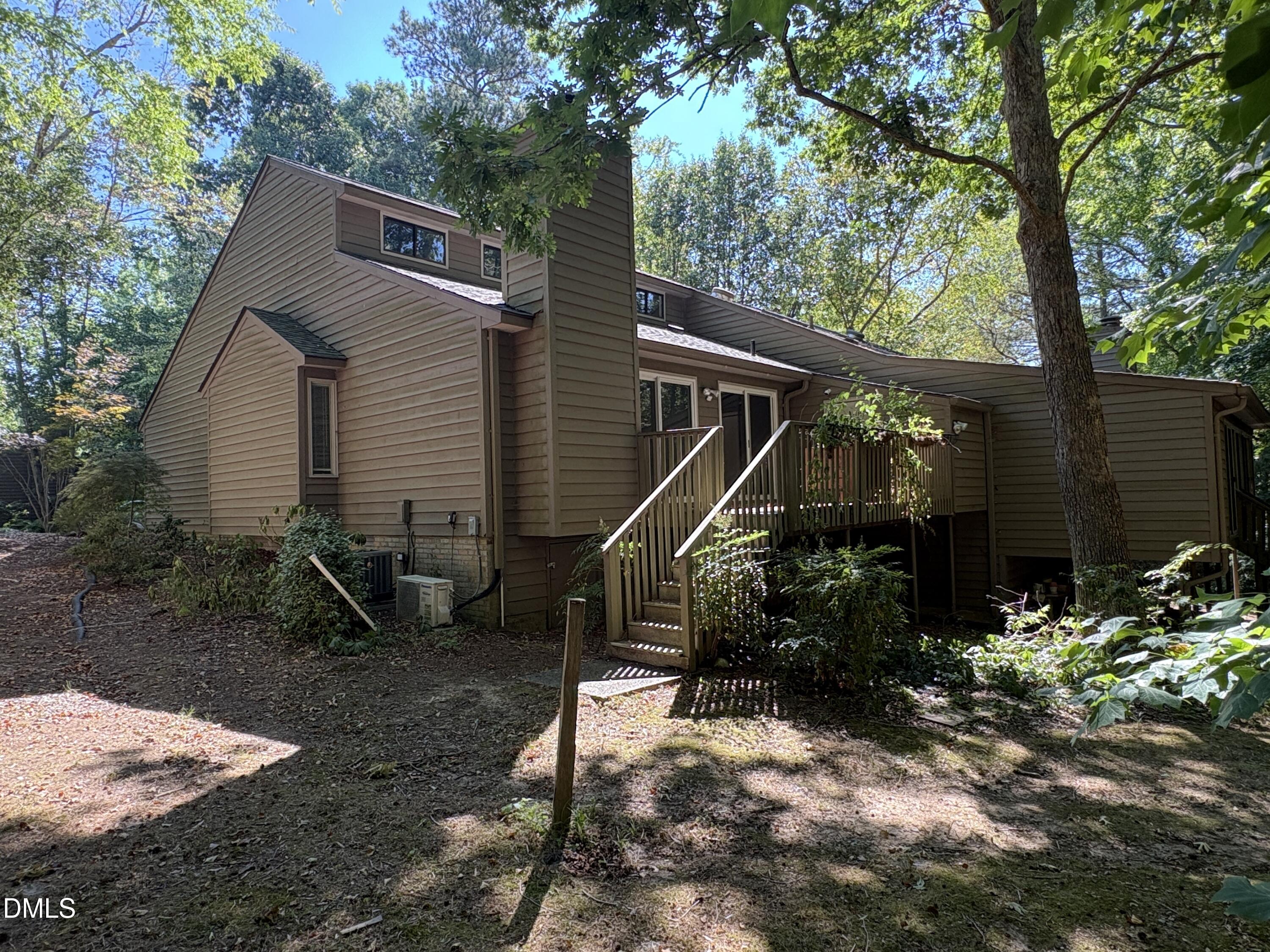 160 Montrose Drive Property Photo 23