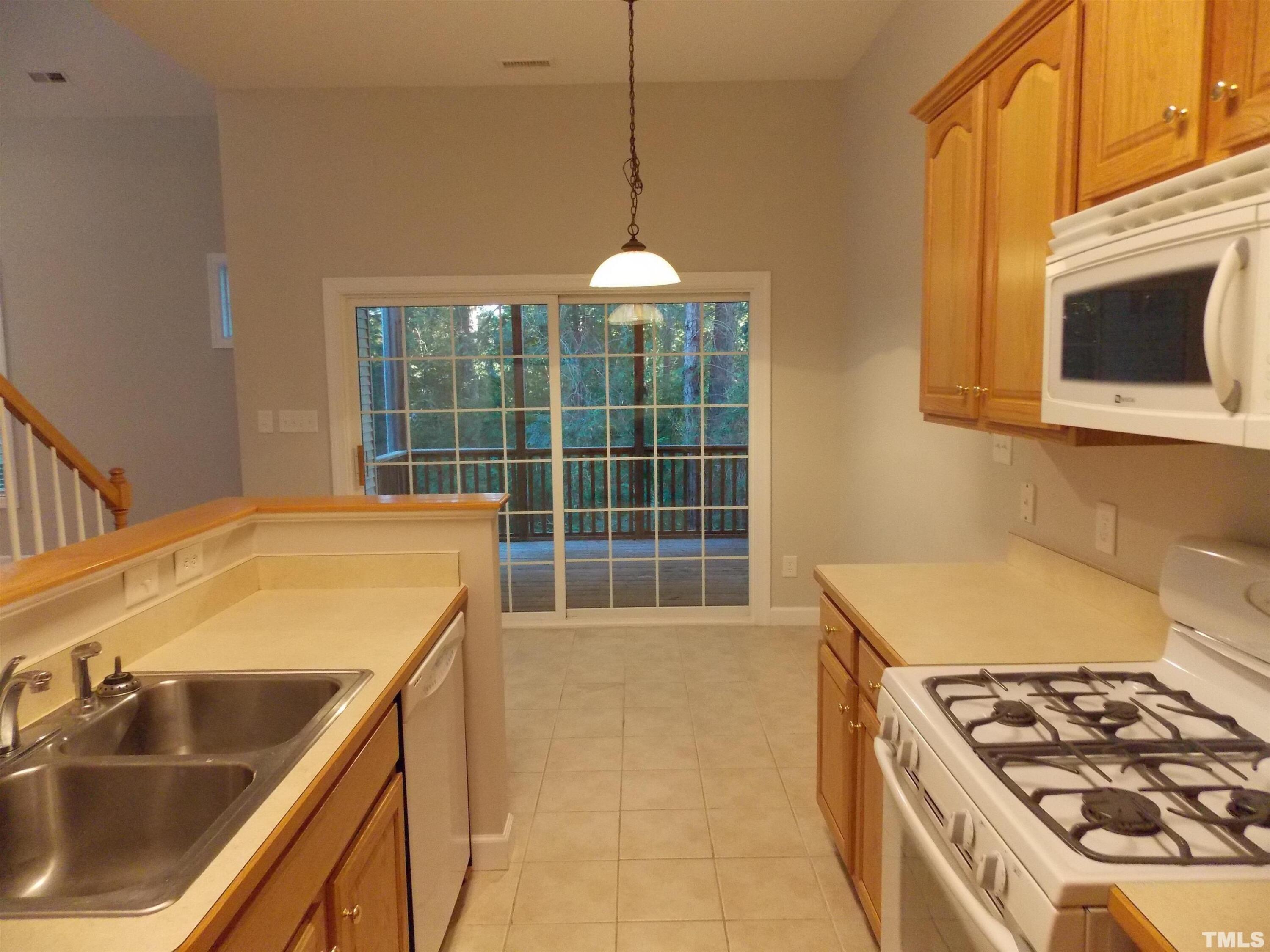 4650 Pooh Corner Drive Property Photo 2