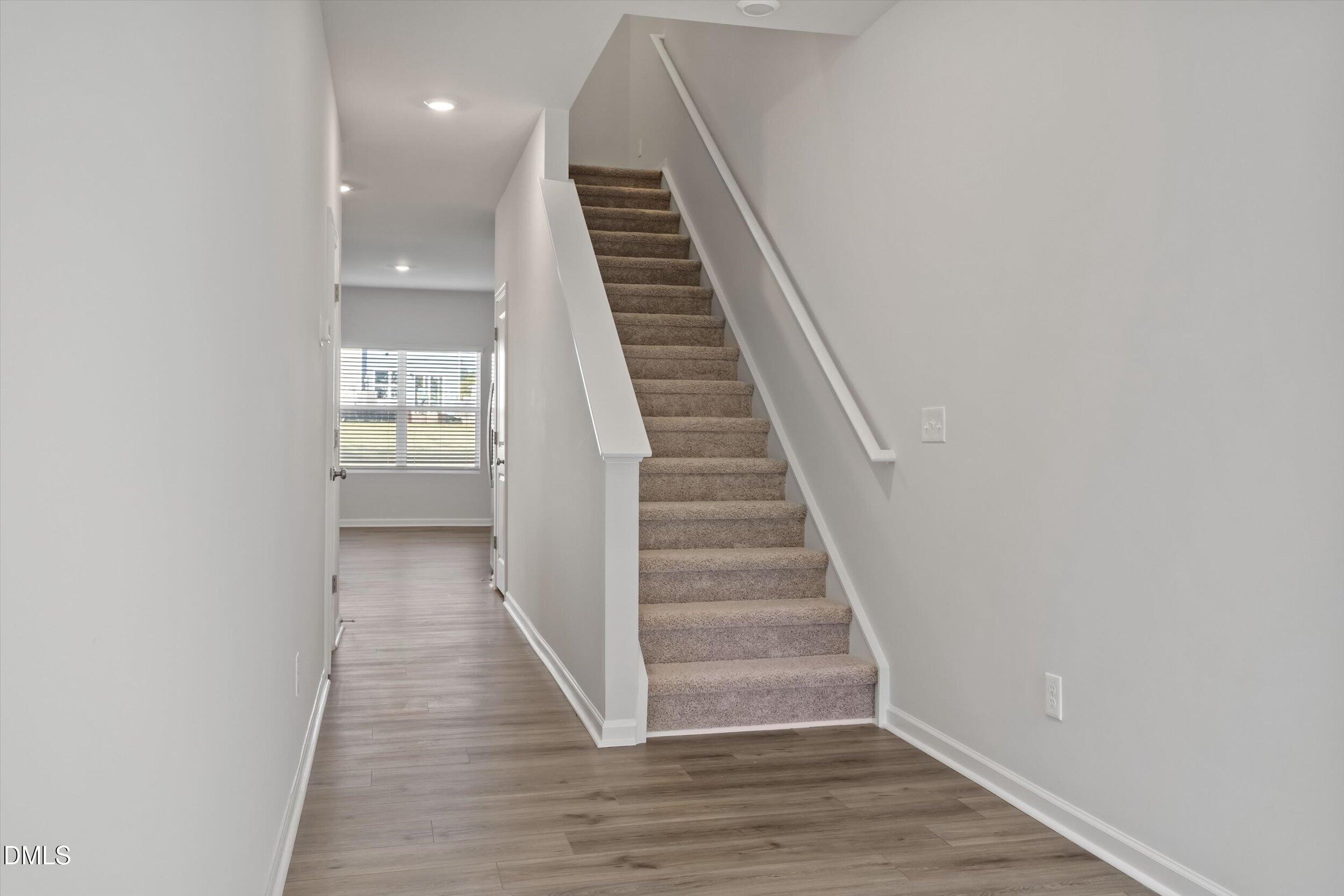 231 Elyse Overlook Lp 38 Property Photo 3