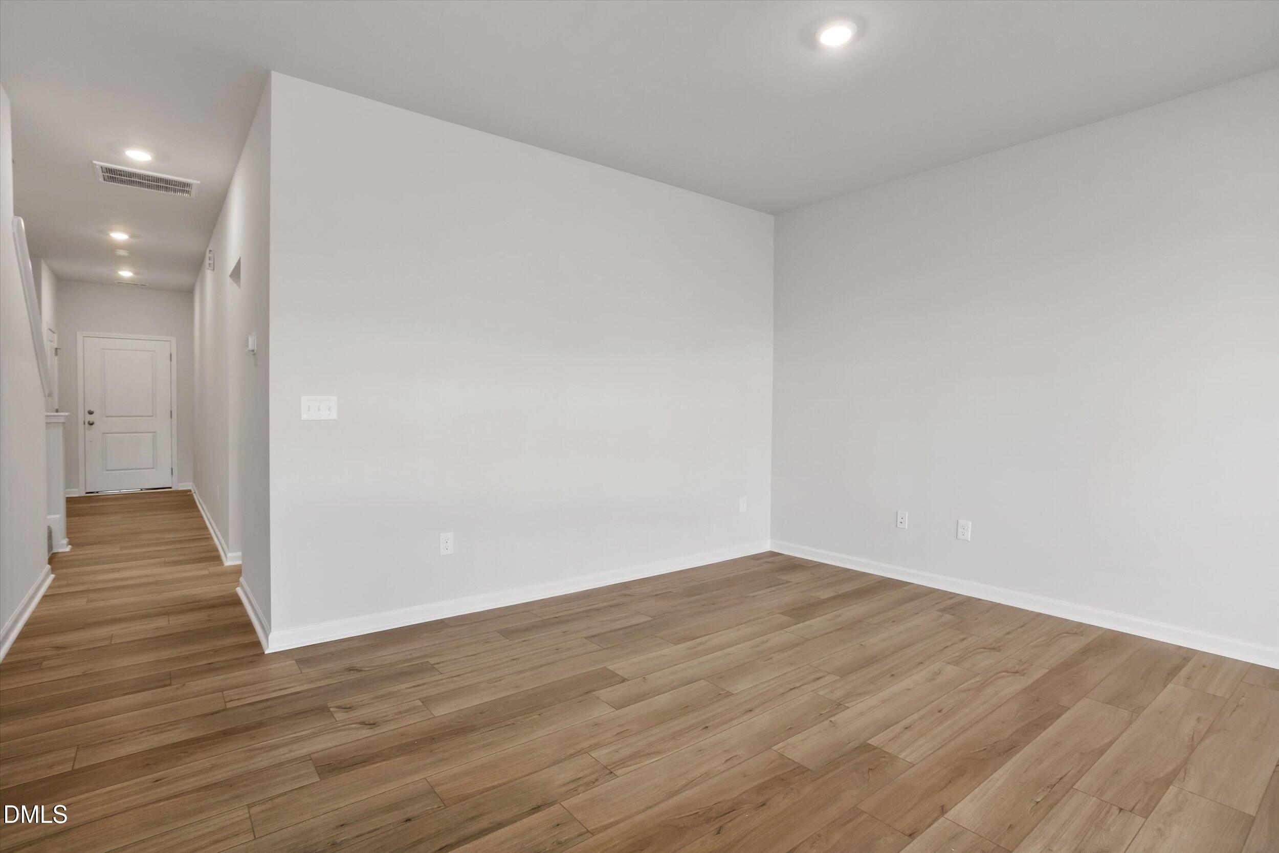 235 Elyse Overlook Lp 40 Property Photo 8