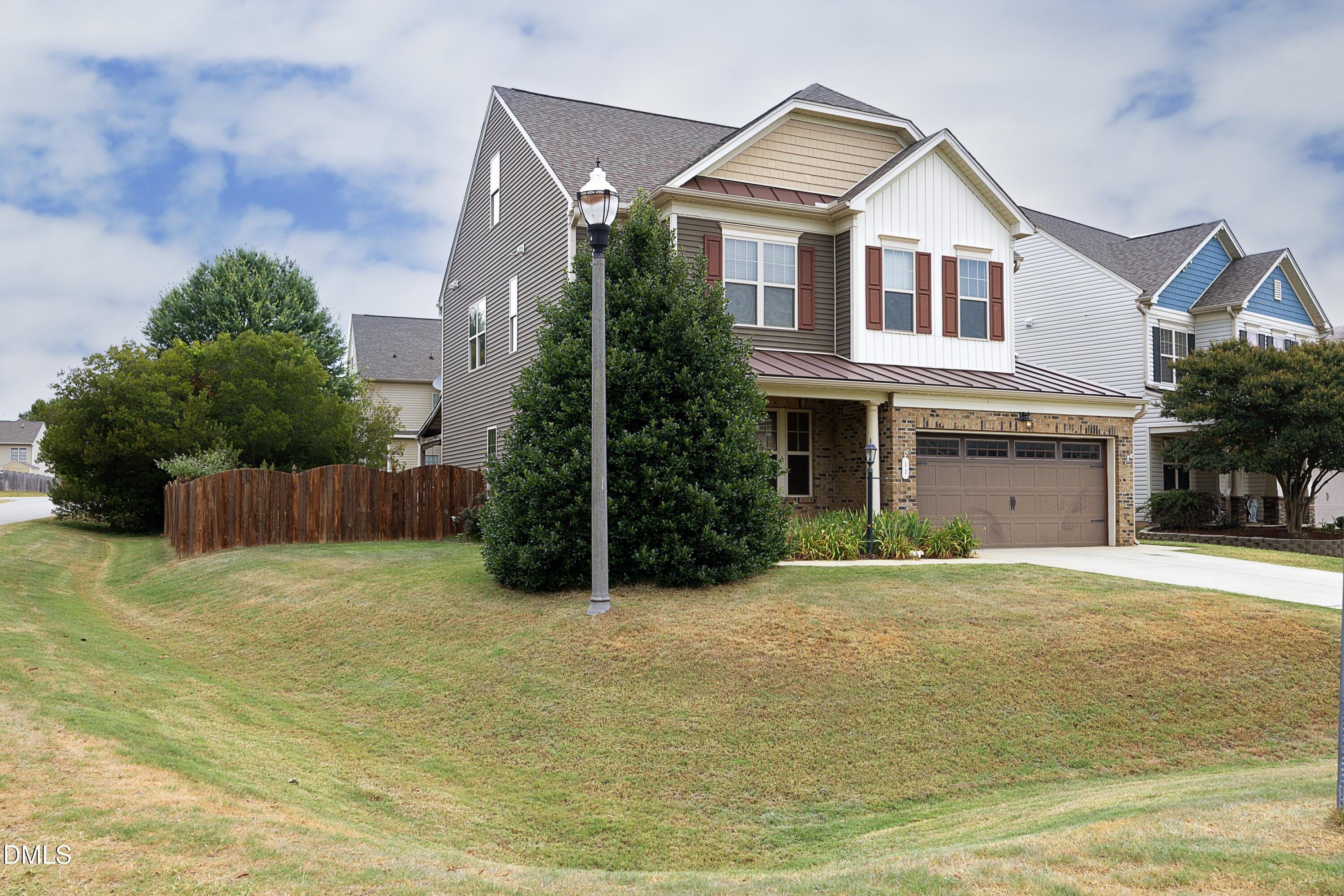 11 Baron Court Property Photo 2