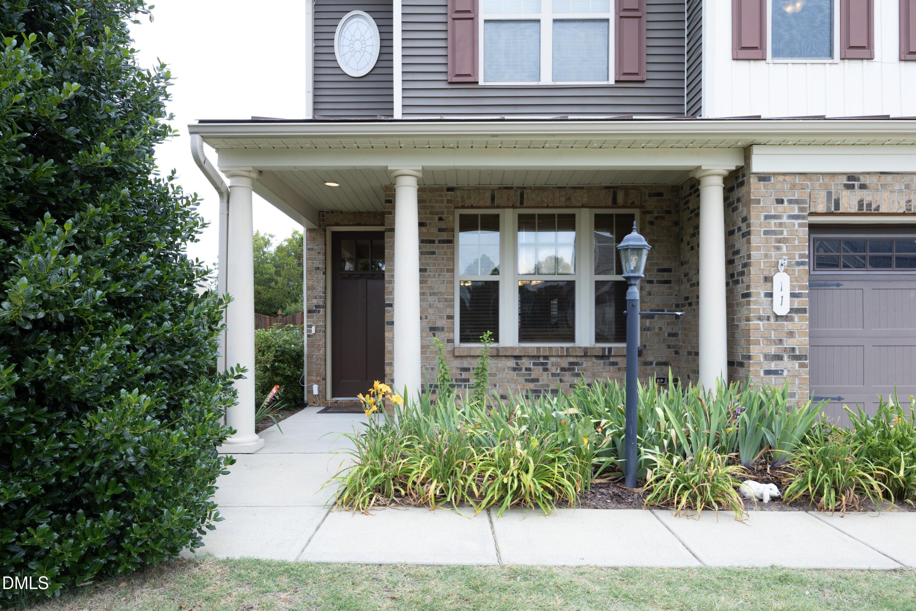 11 Baron Court Property Photo 3