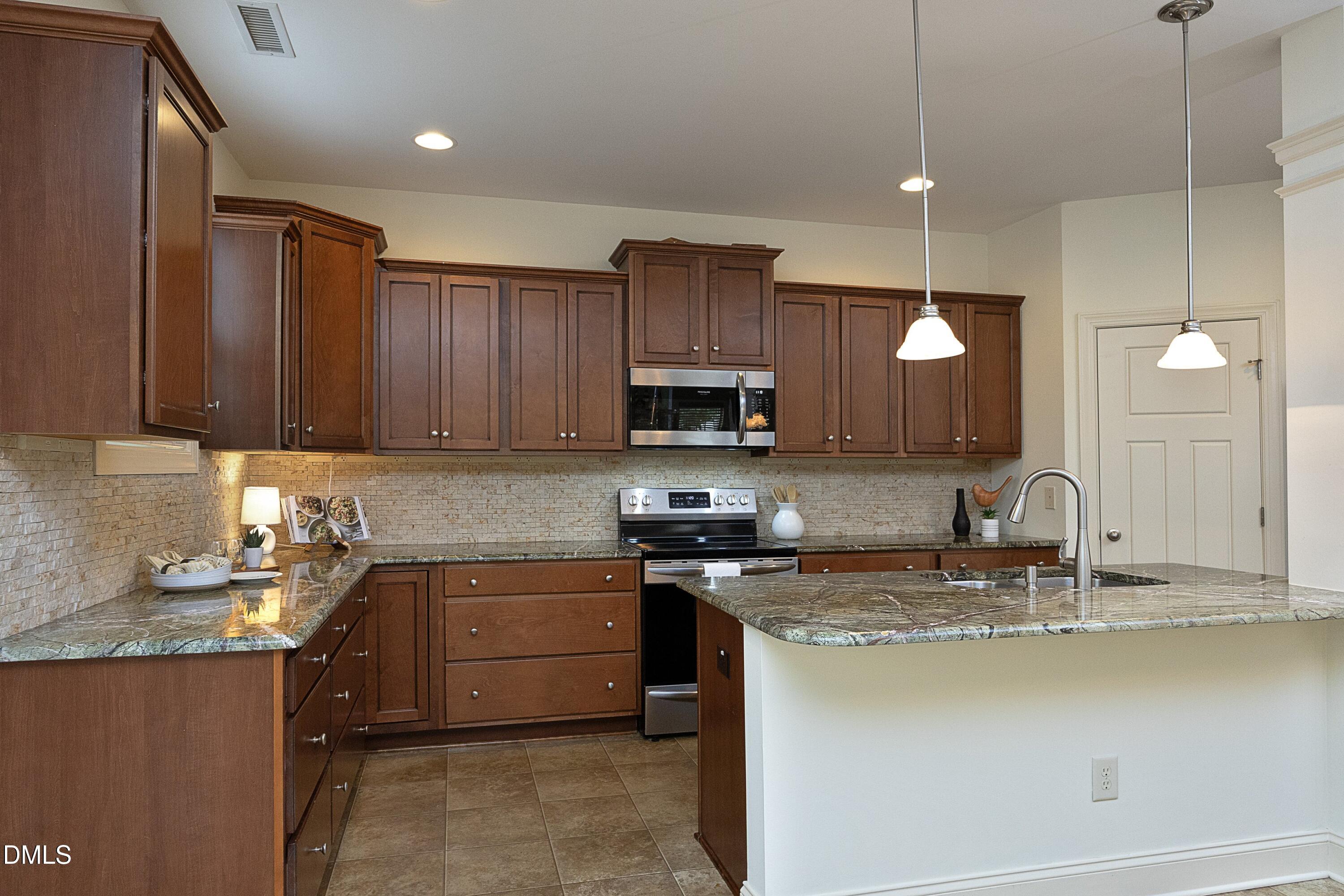 11 Baron Court Property Photo 12