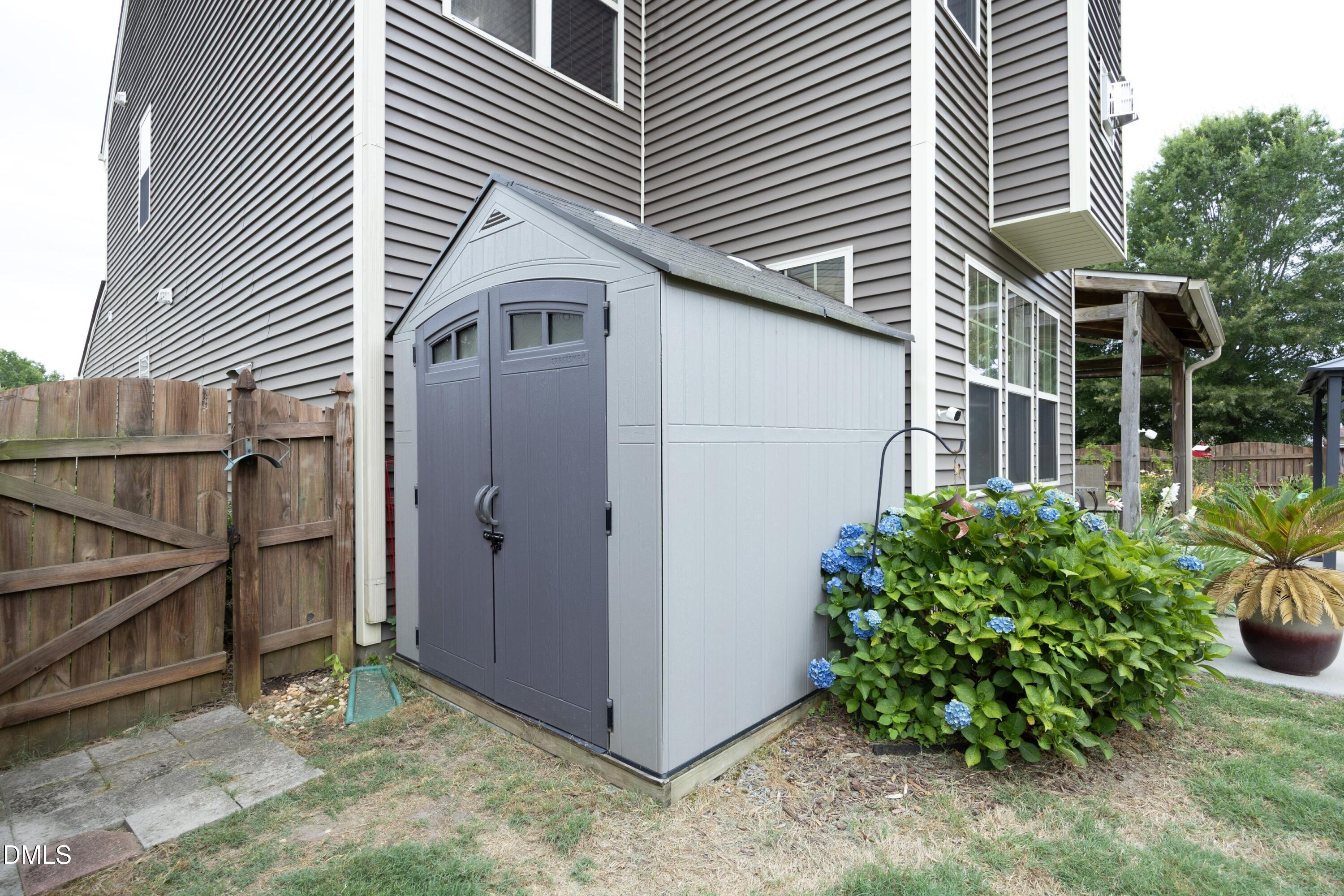 11 Baron Court Property Photo 43