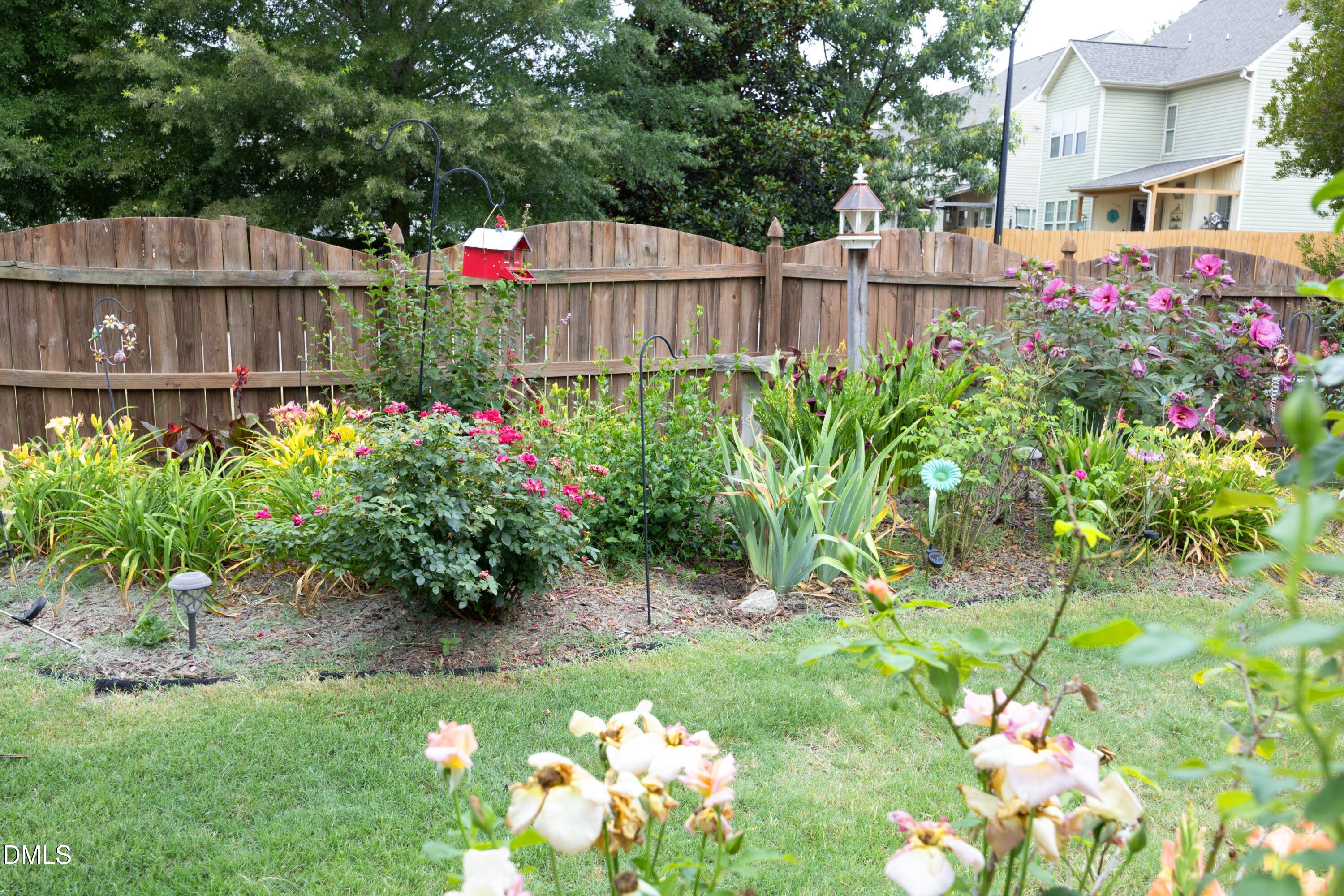 11 Baron Court Property Photo 44