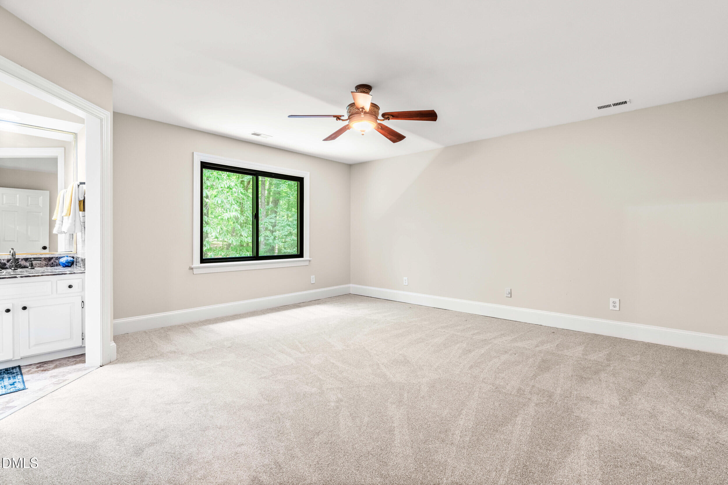 701 Presnell Court Property Photo 25