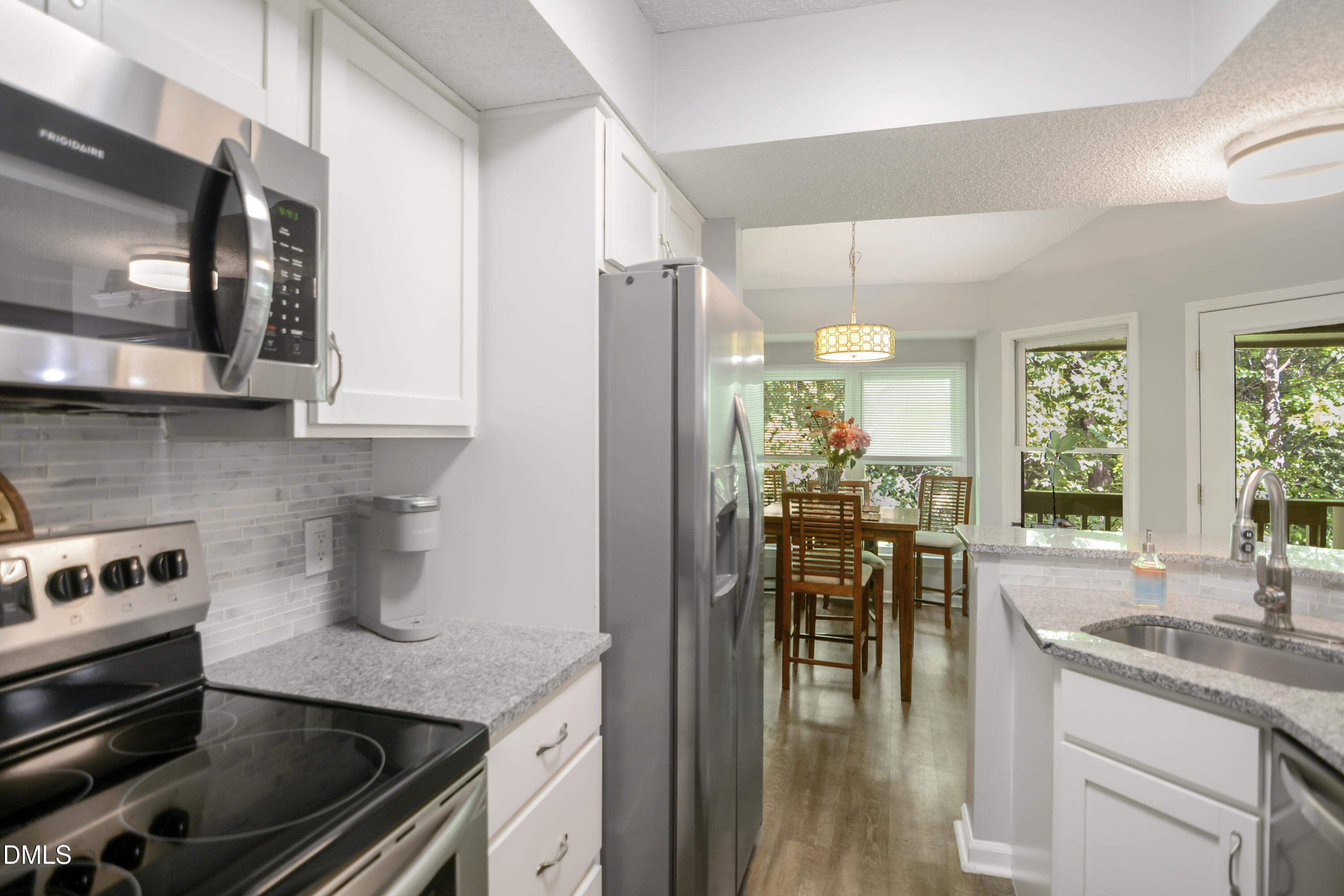 101-2d Marbury Court Property Photo 12