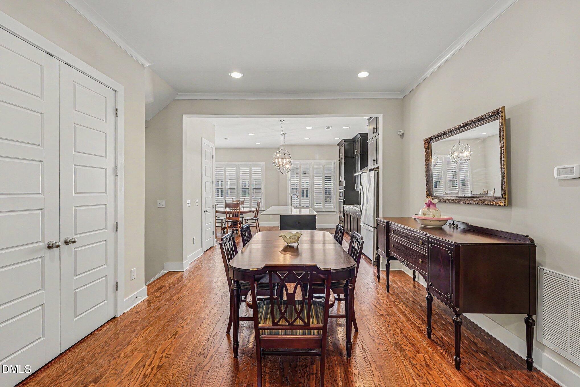 818 Bankston Woods Way Property Photo 6