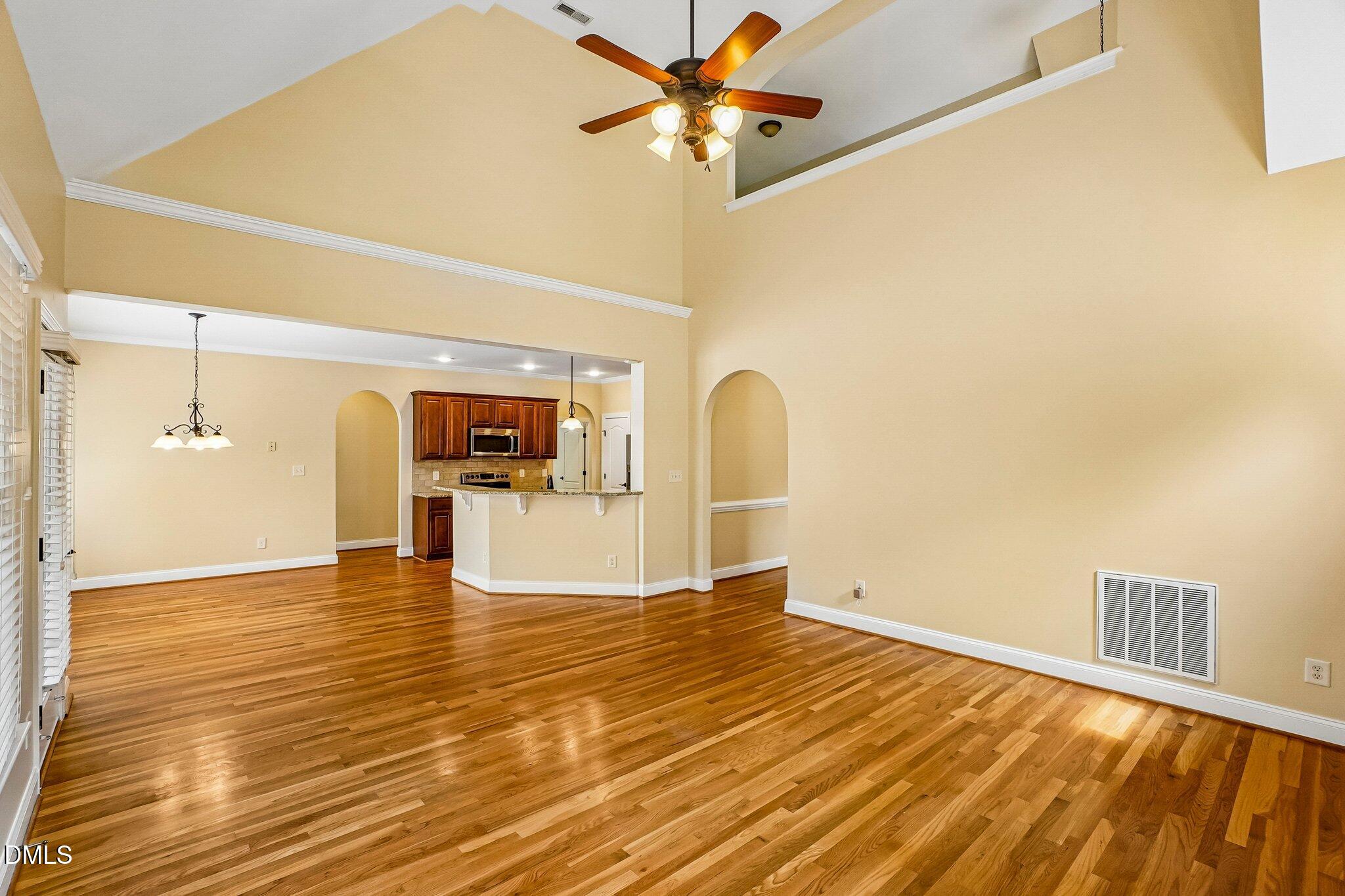 1025 Princeton View Lane Property Photo 5