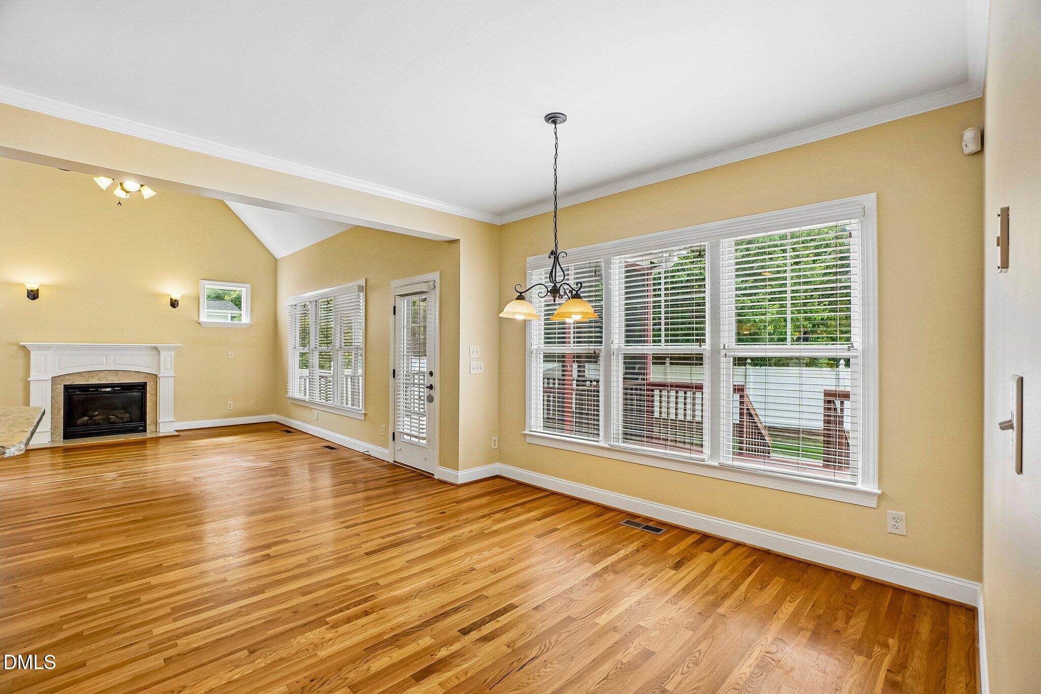 1025 Princeton View Lane Property Photo 8