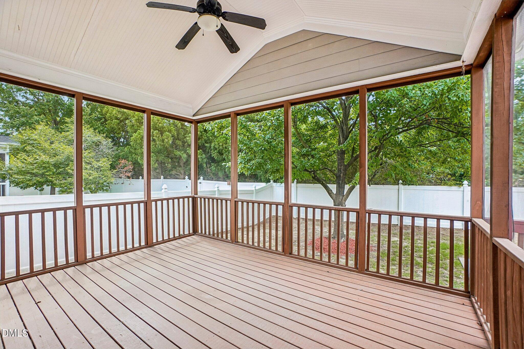 1025 Princeton View Lane Property Photo 30