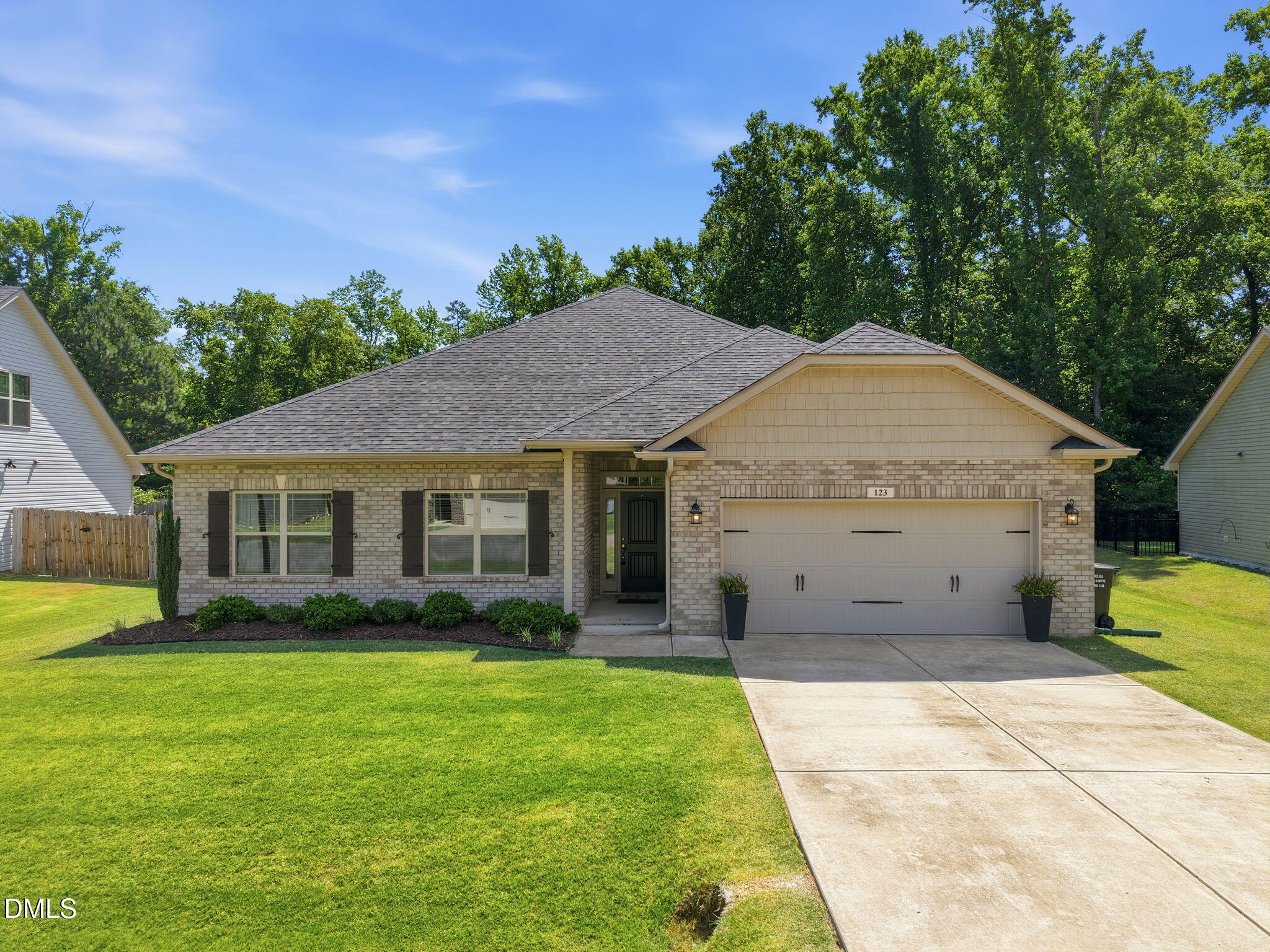 123 Woodwater Circle Property Photo 1