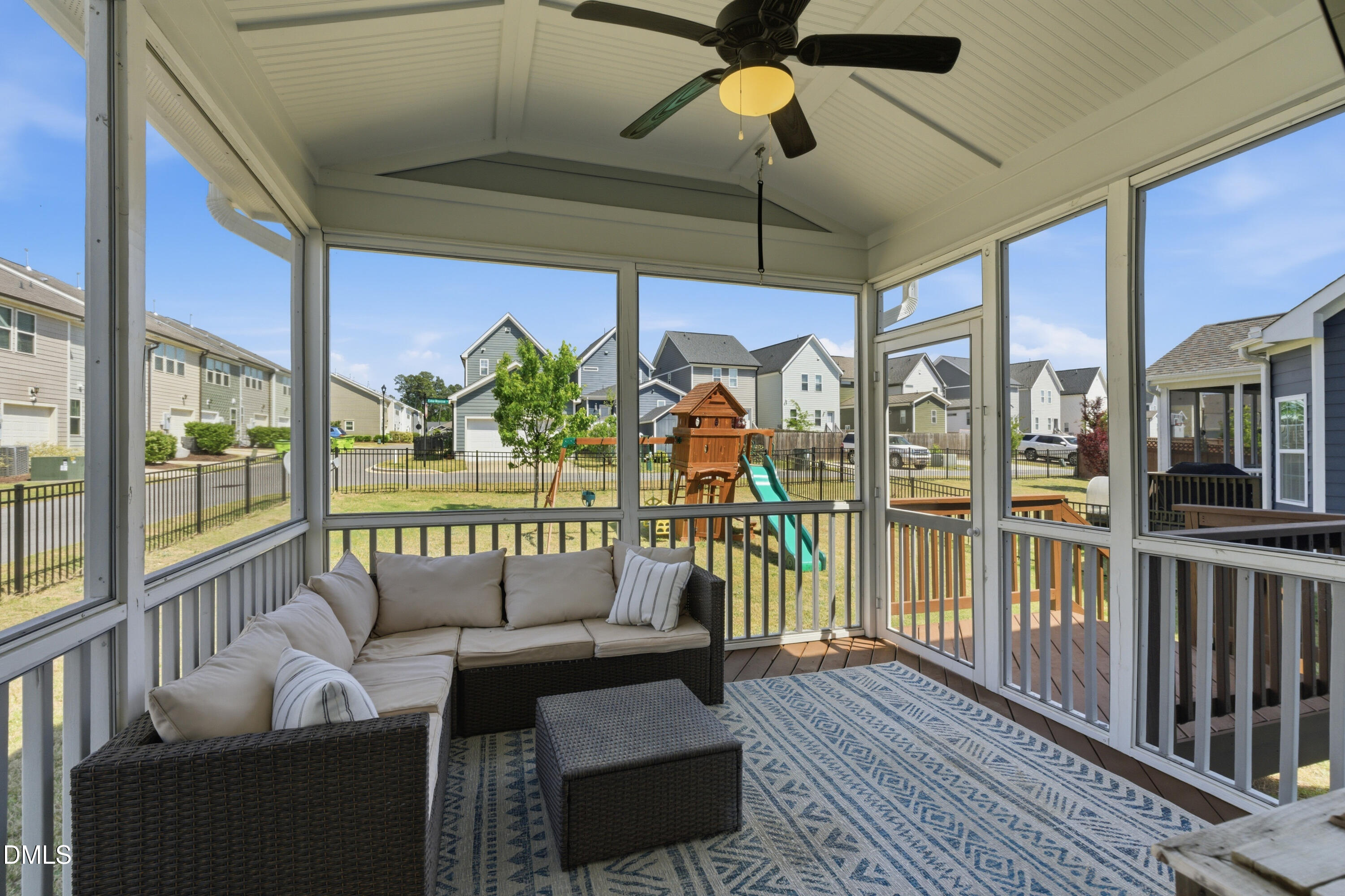 413 Midnight Moon Drive Property Photo 15
