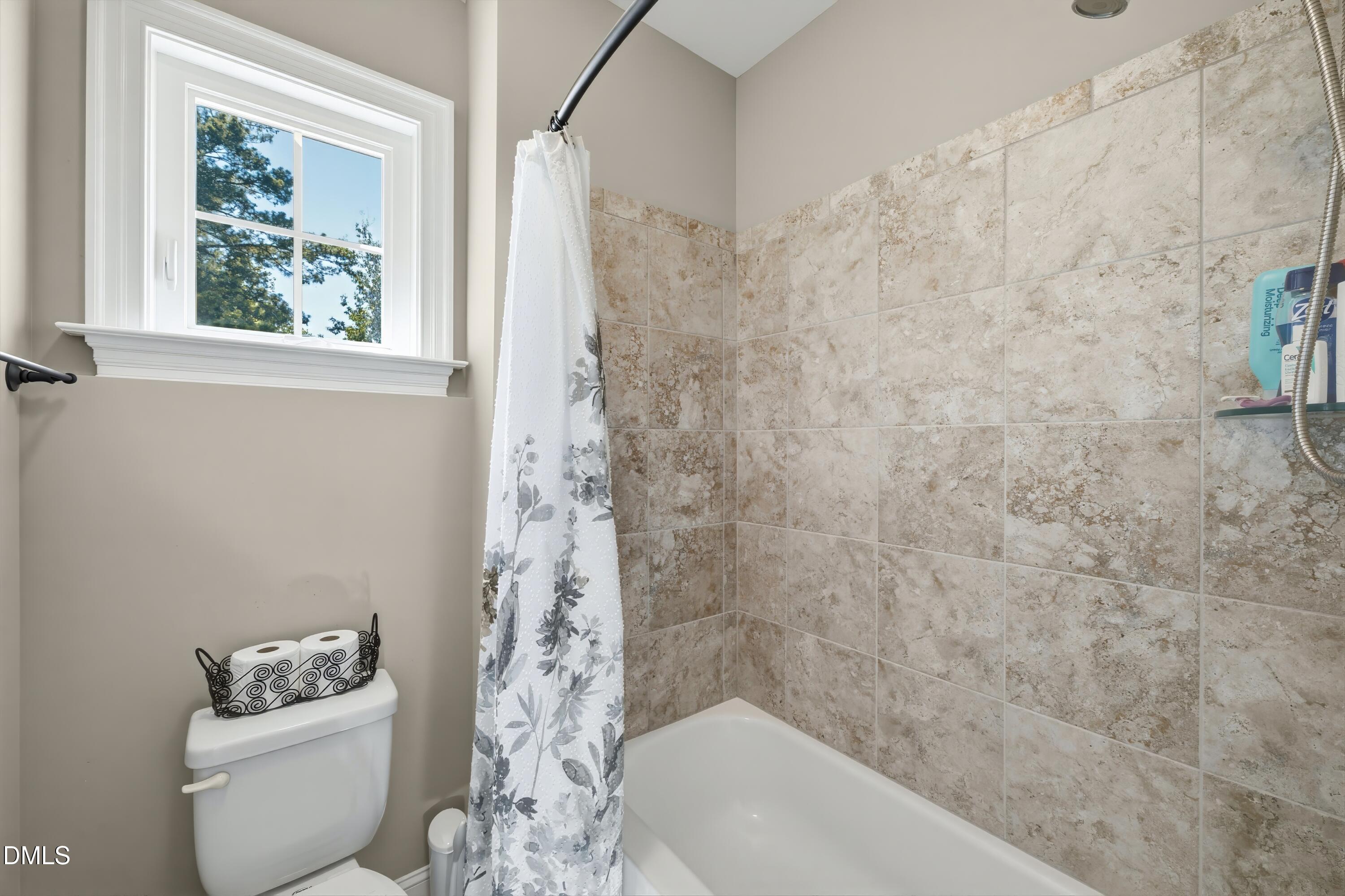 101 Roseberry Way Property Photo 31