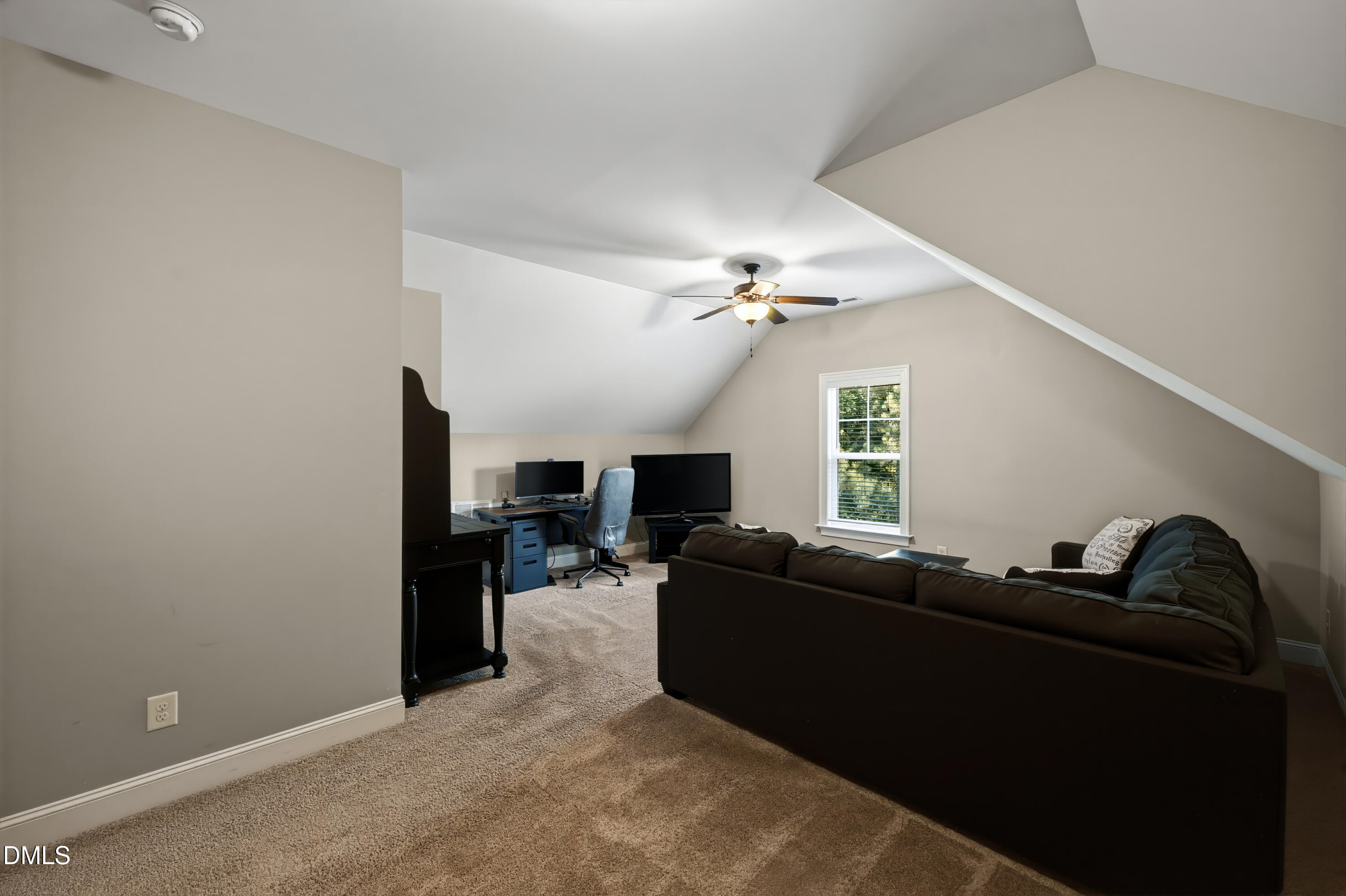 101 Roseberry Way Property Photo 36