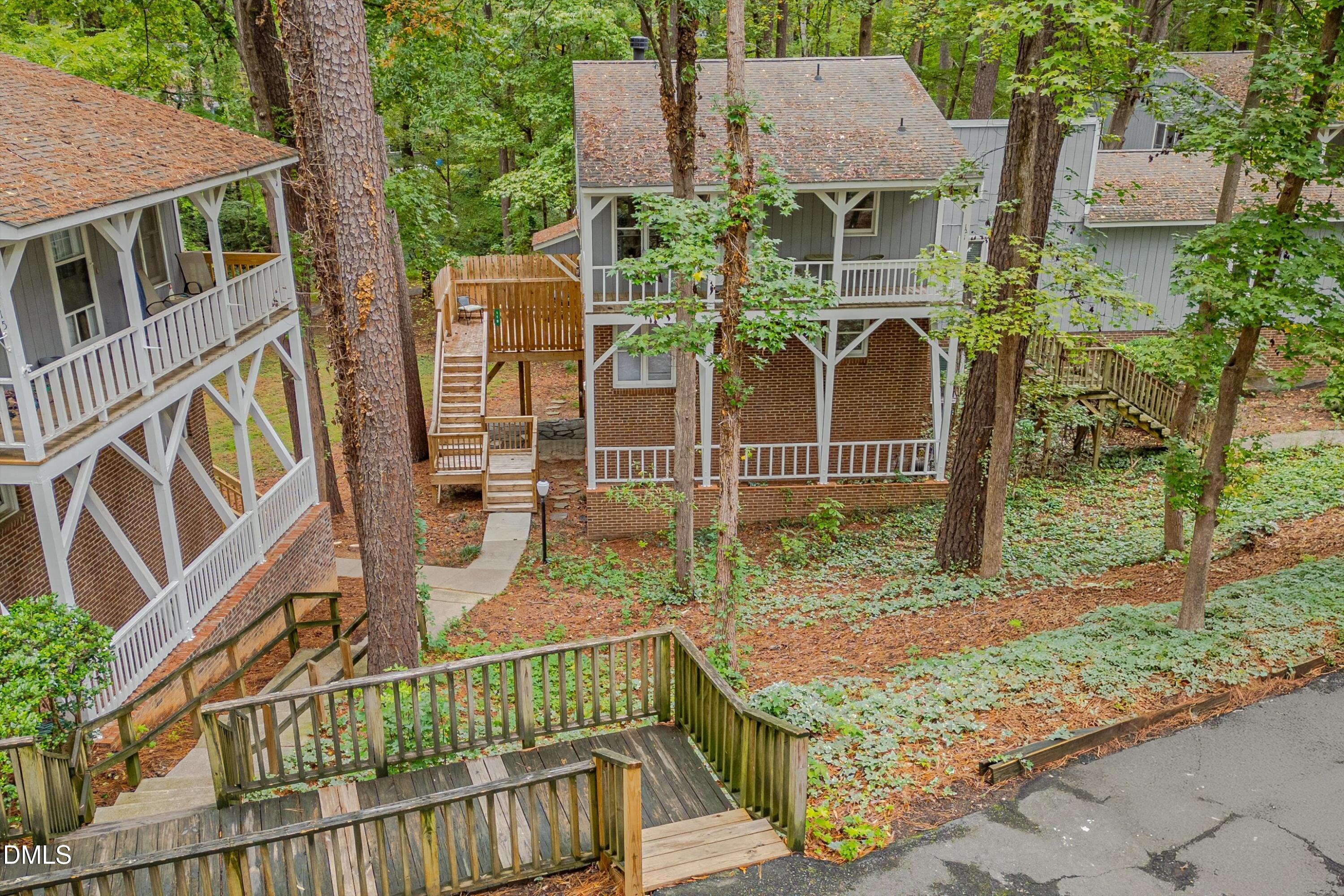 119 Carmichael Court Property Photo 3
