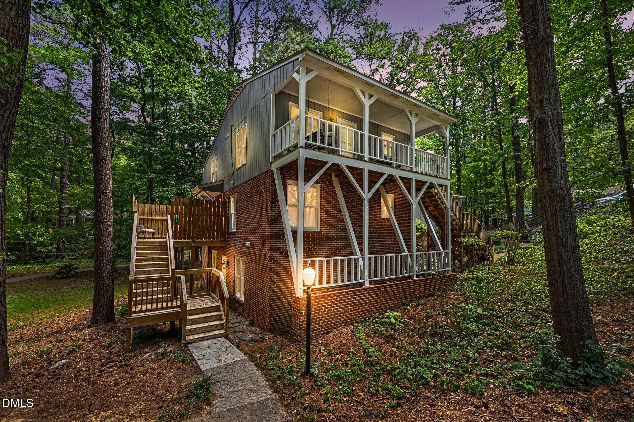119 Carmichael Court Property Photo 4