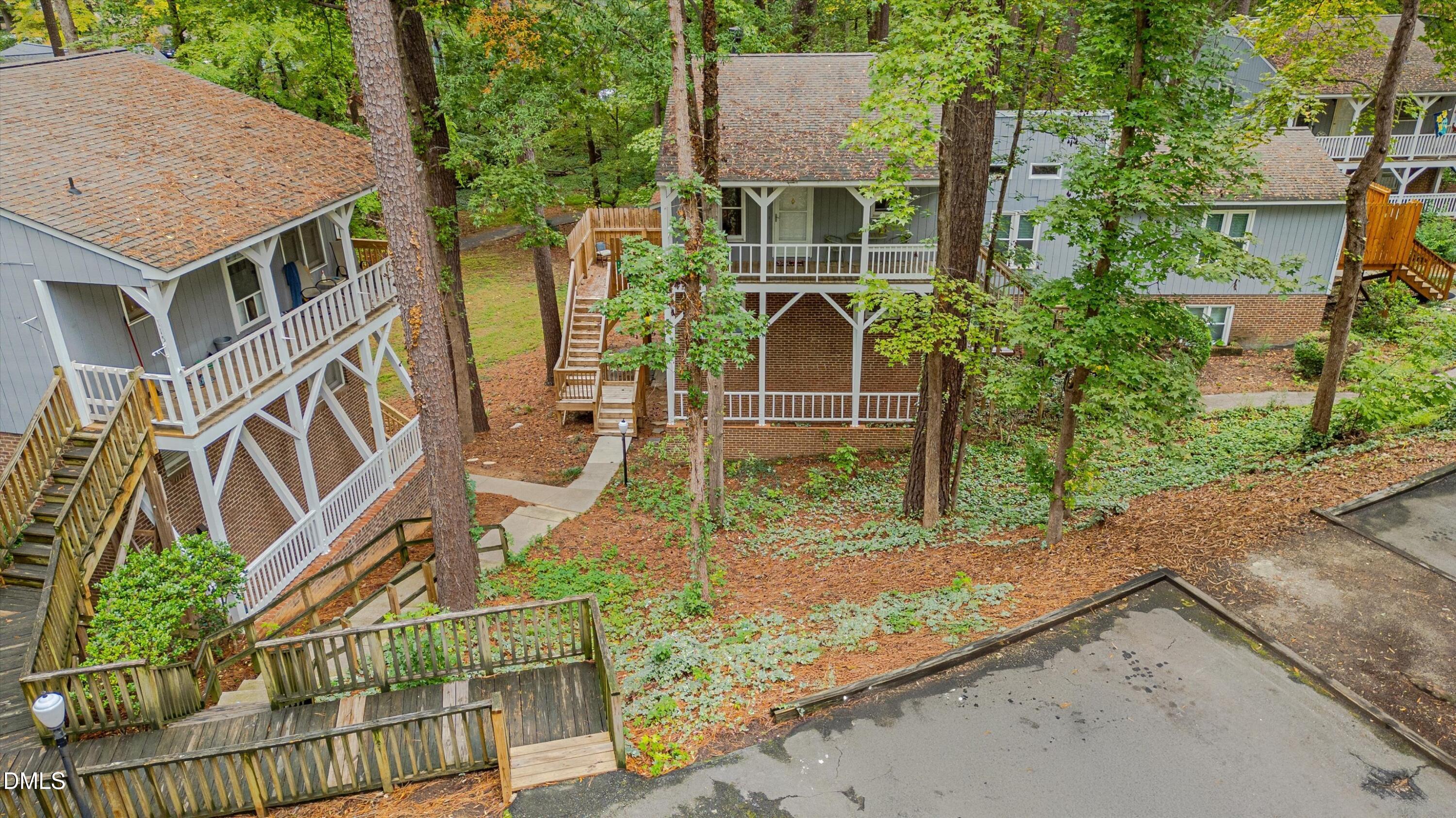 119 Carmichael Court Property Photo 5