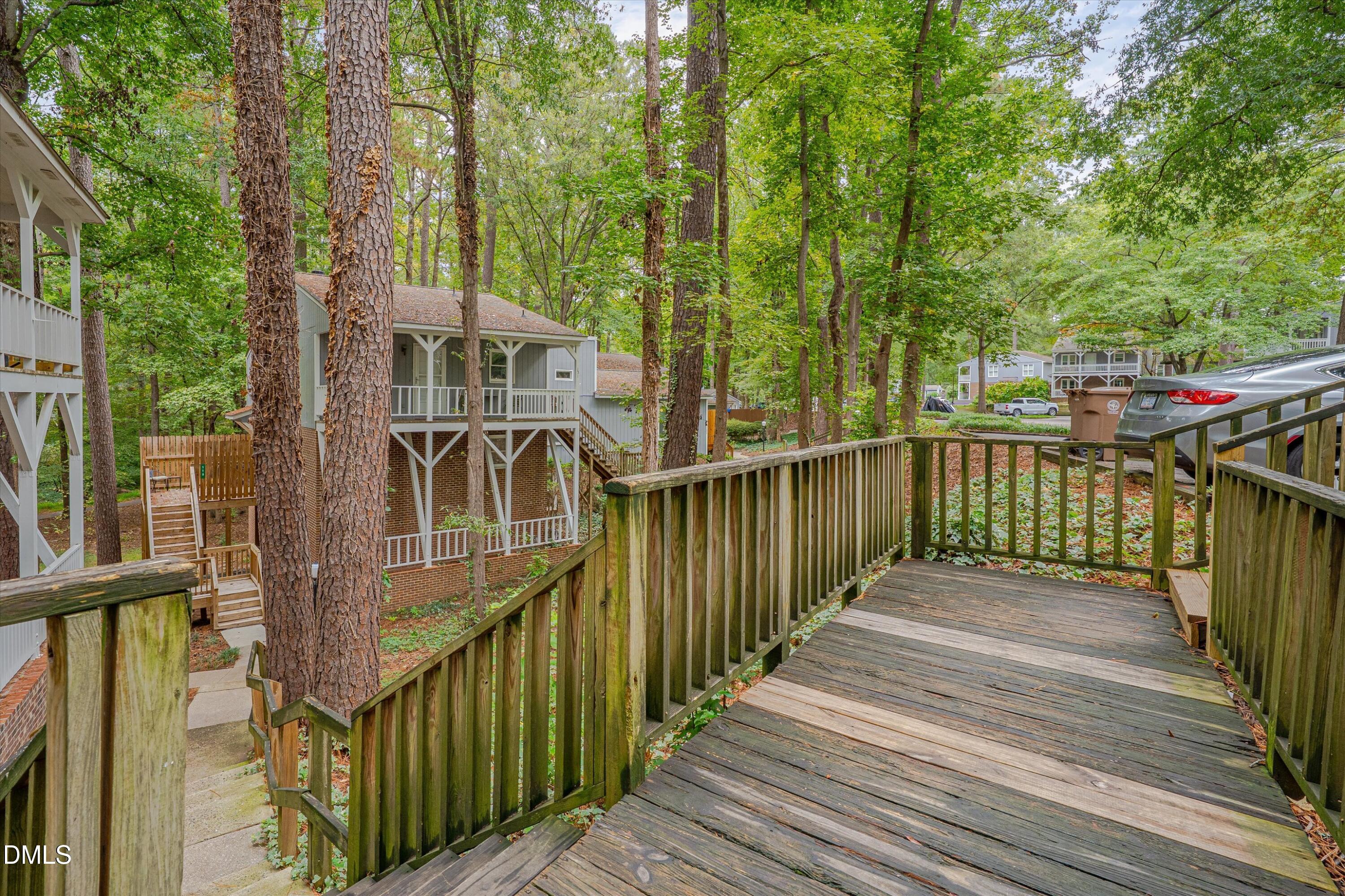 119 Carmichael Court Property Photo 16